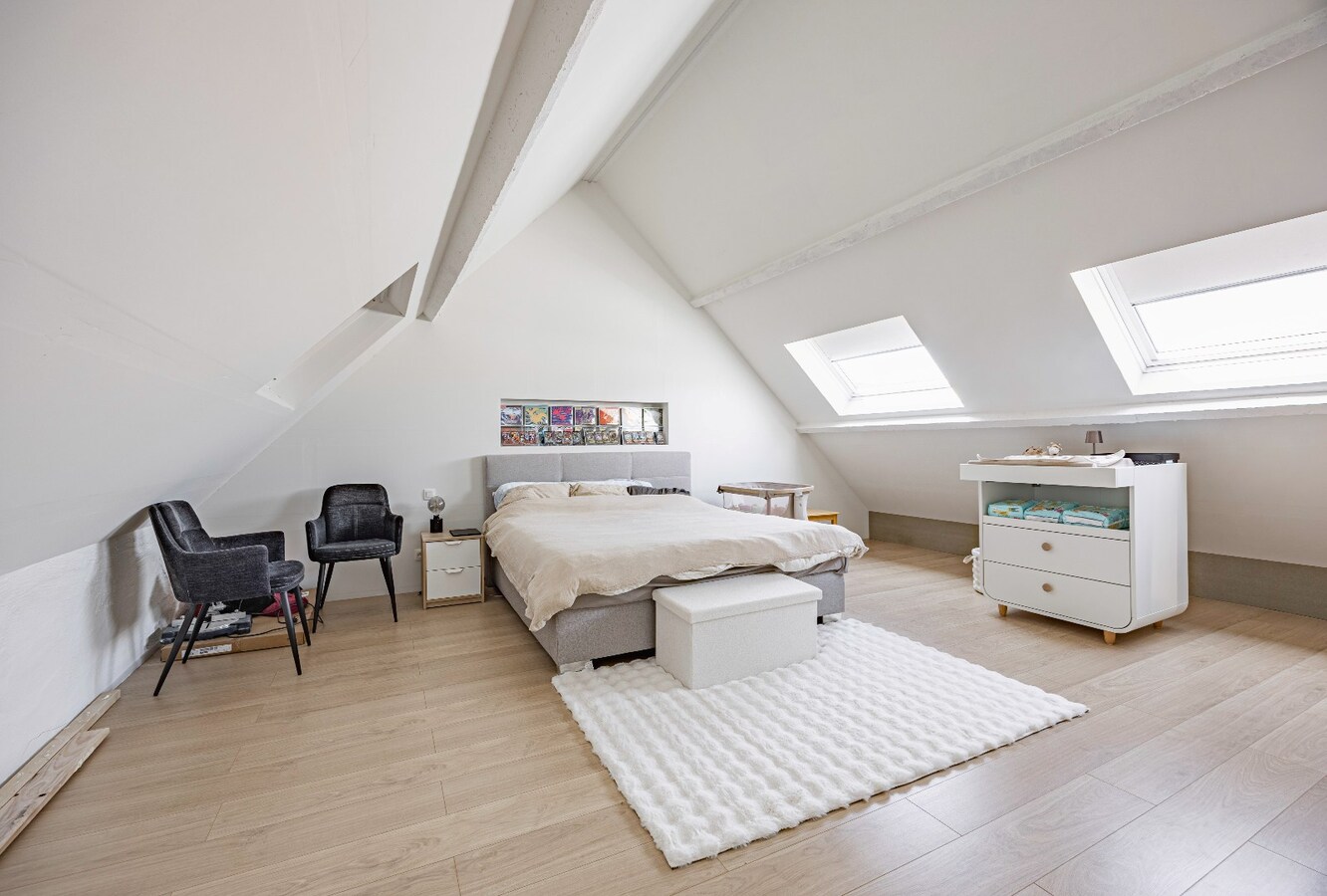 Ruim en energiezuinig appartement met 3 slaapkamers, ruim terras en privatief tuingebruik 