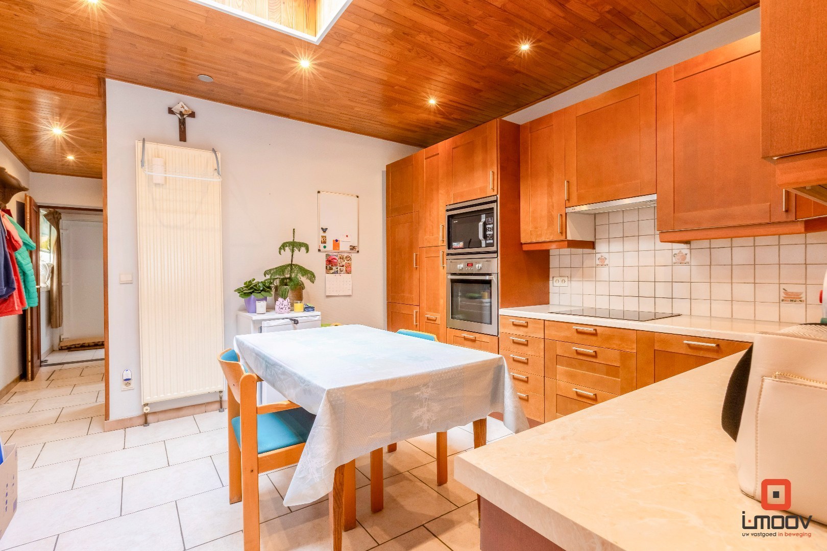 Charmante rijwoning te koop met koer en uitbreidingsmogelijkheden in Melle 