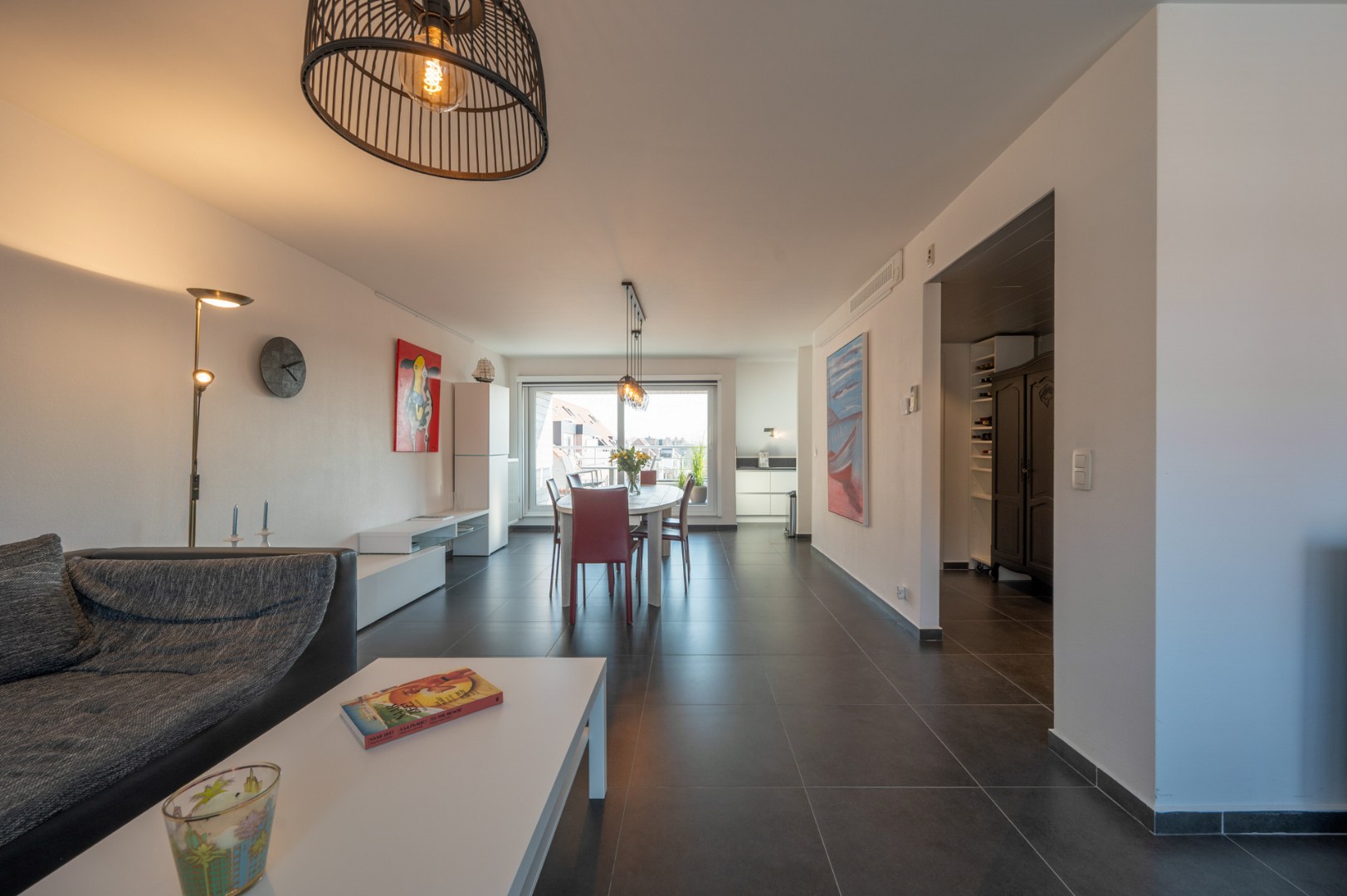 Absoluut instapklare en recent gebouwde duplex met zonneterrassen 