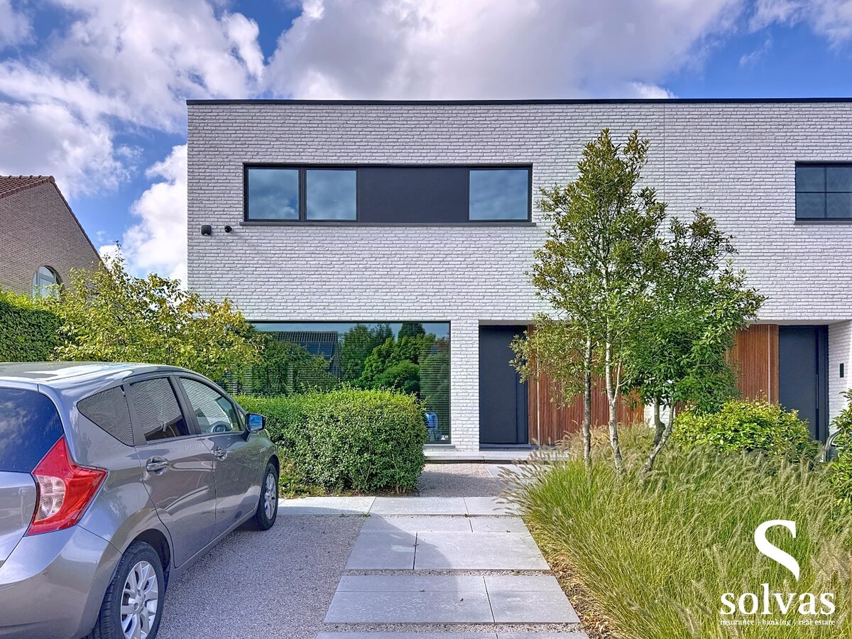 Kantoorruimte 31m² in Zomergem 