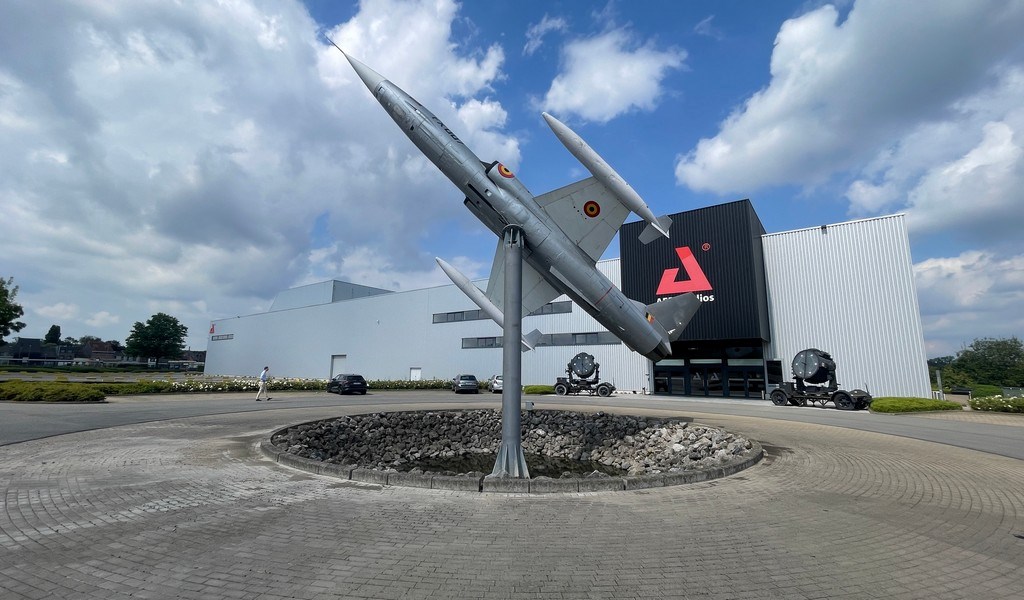 Gerenoveerde kantoren te huur in industriezone Ganzenbol Lint