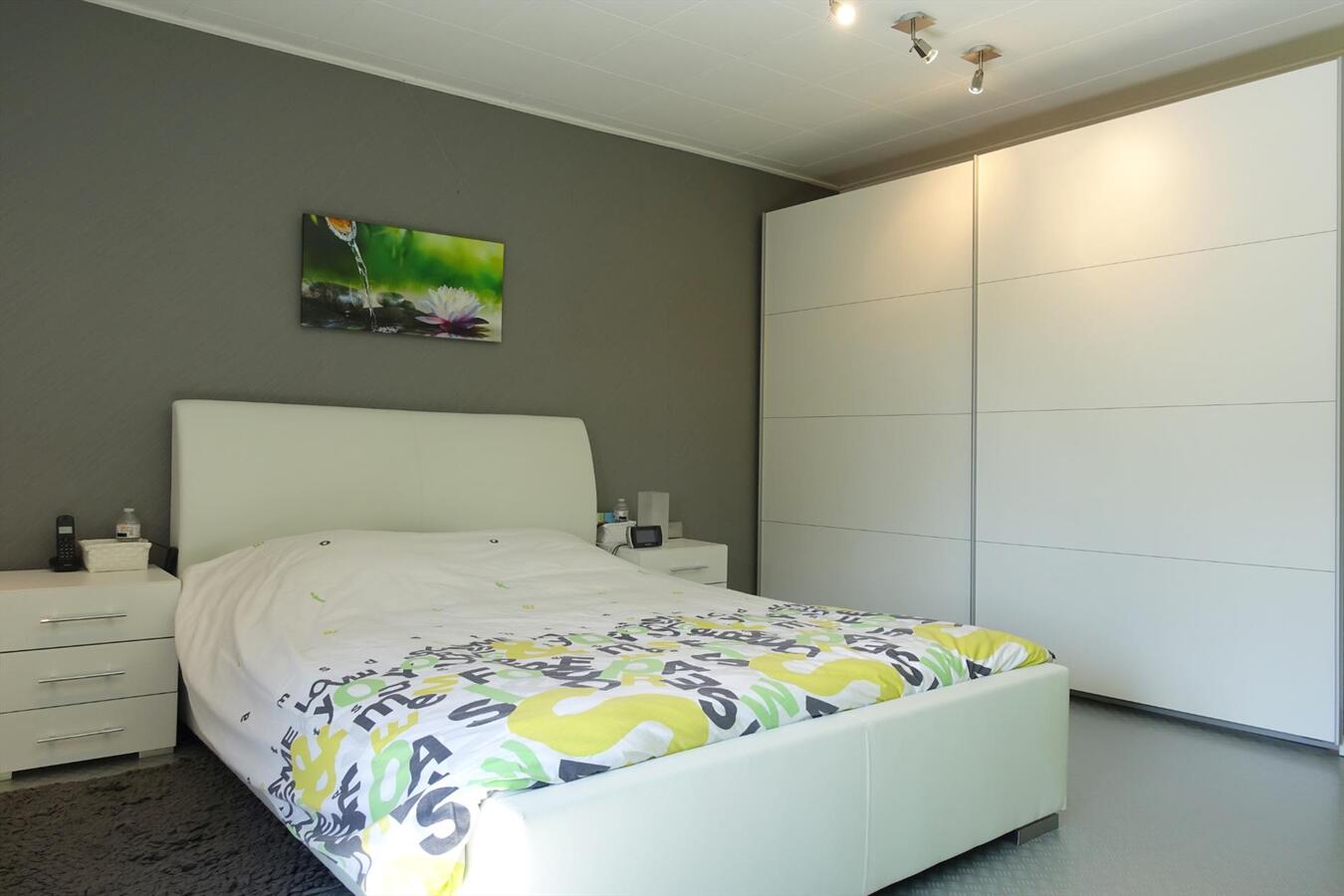 Ruime woning met 4 slaapkamers 