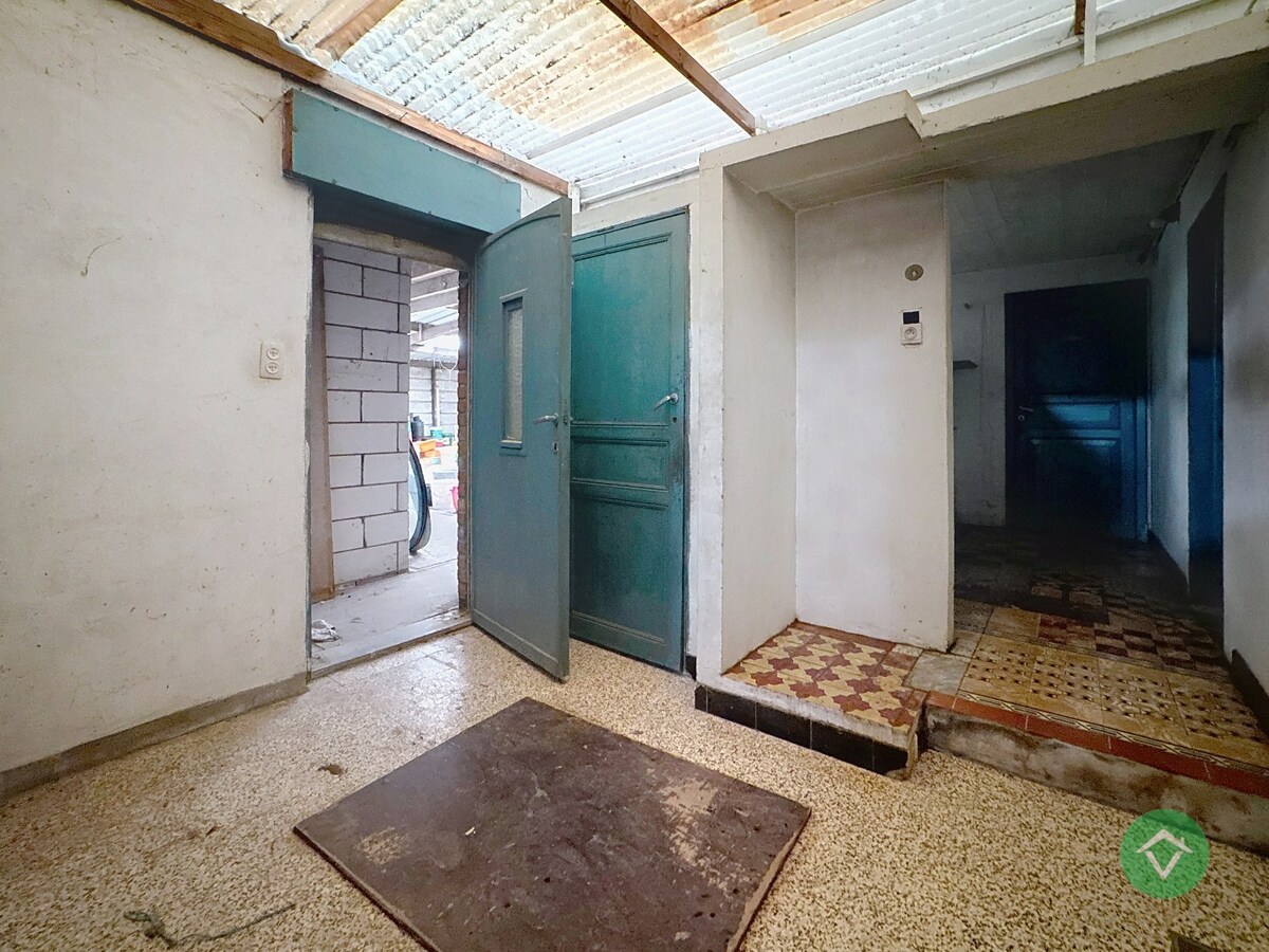 Alleenstaande woning met vergezichten te Zwevezele 