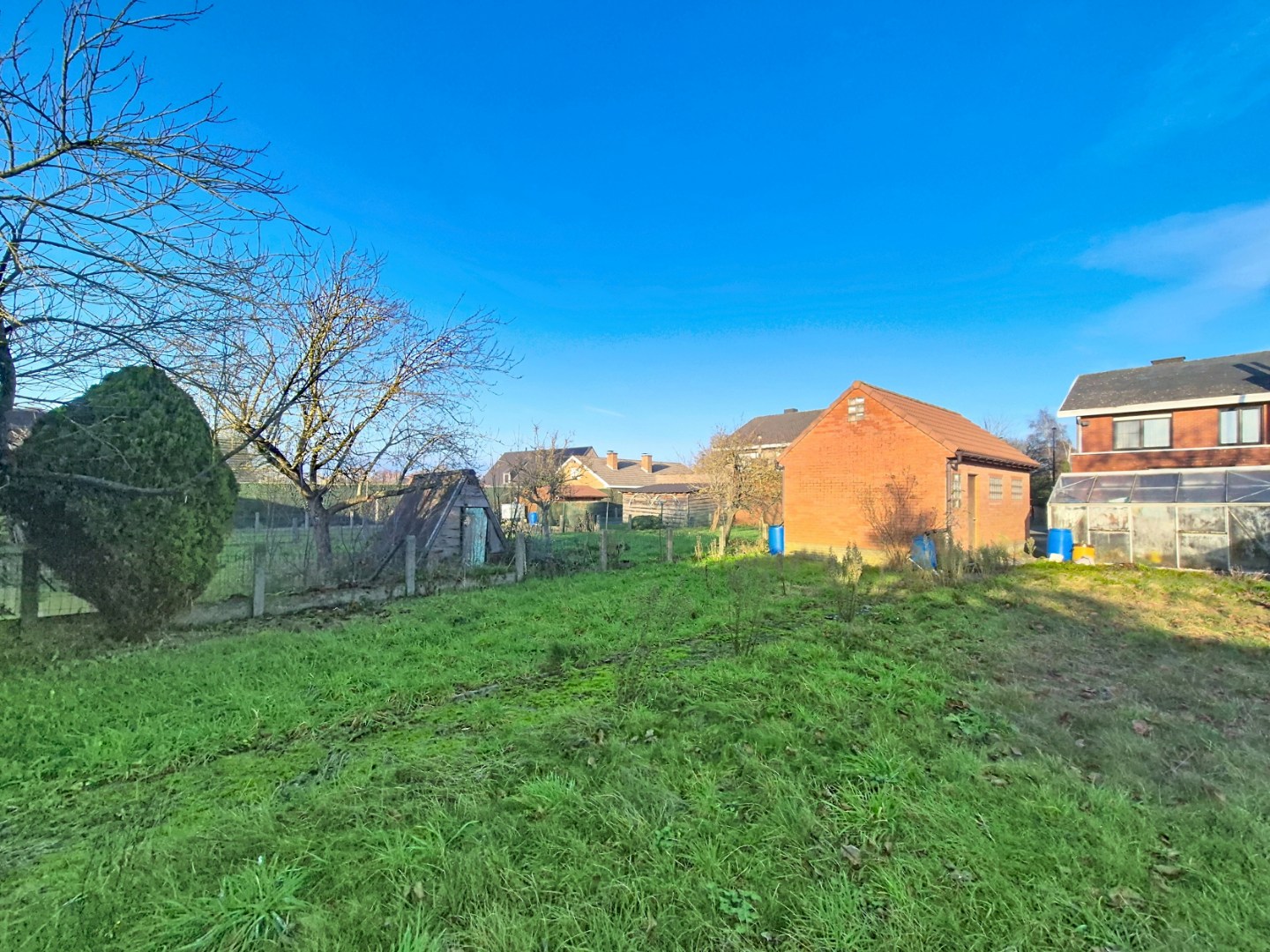 Halfopen woning met 4 slpk 