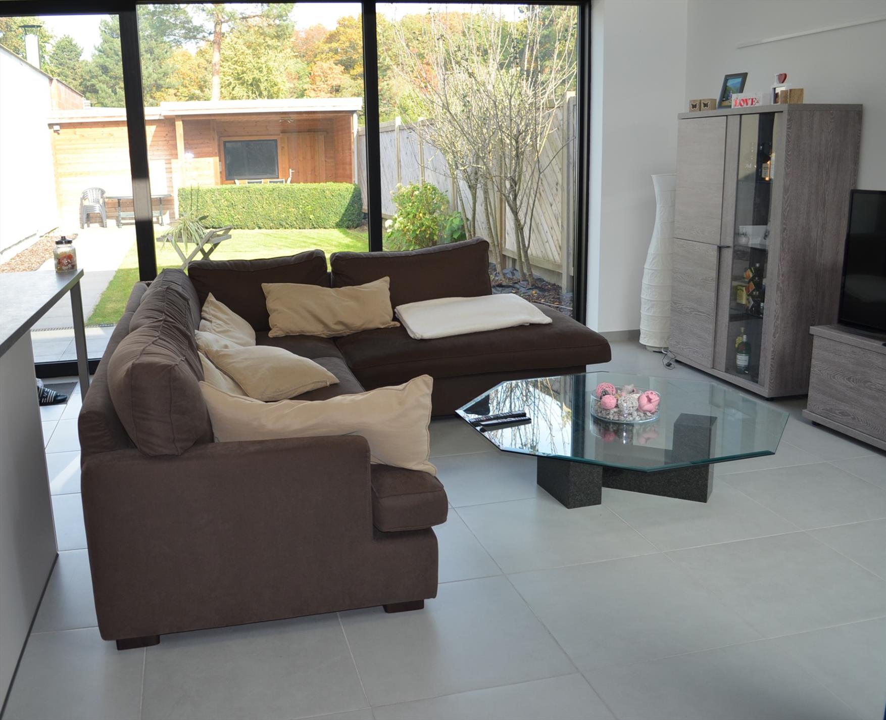 Nieuwbouw woning met 2 slpks, carport en tuin te centrum Maldegem 