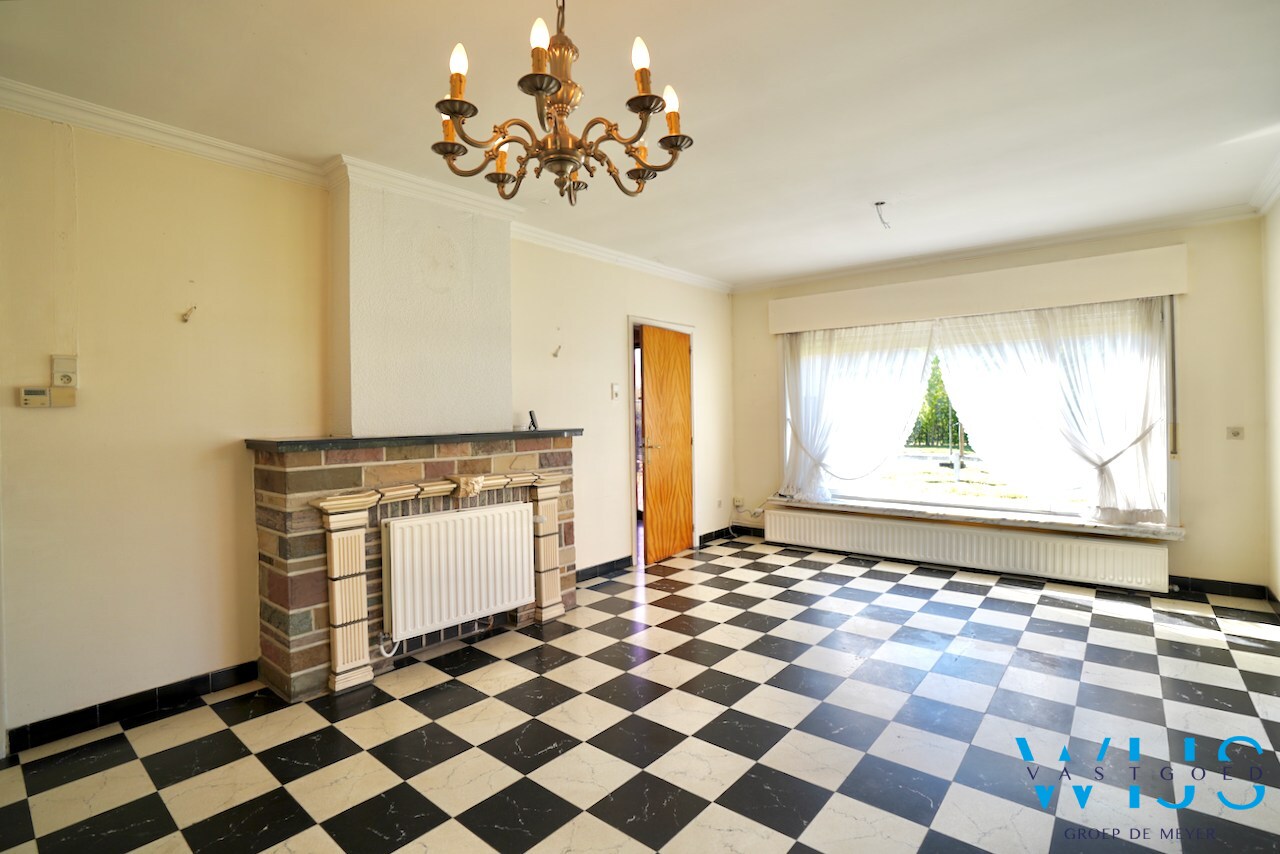 Open bebouwing op ruim perceel van 892m² te Ertvelde ! 