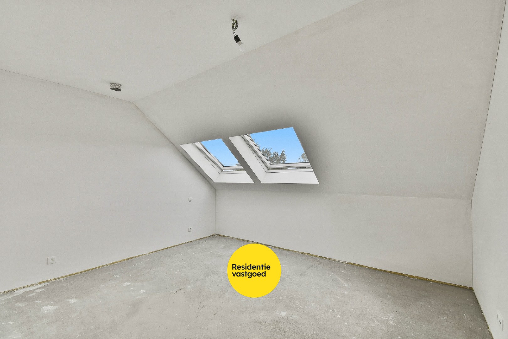 Gezinswoning met drie slaapkamers op goeie locatie 