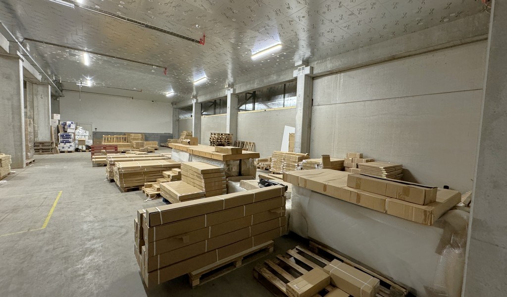 Instapklaar kantoor te huur aan de voorhaven in Gent