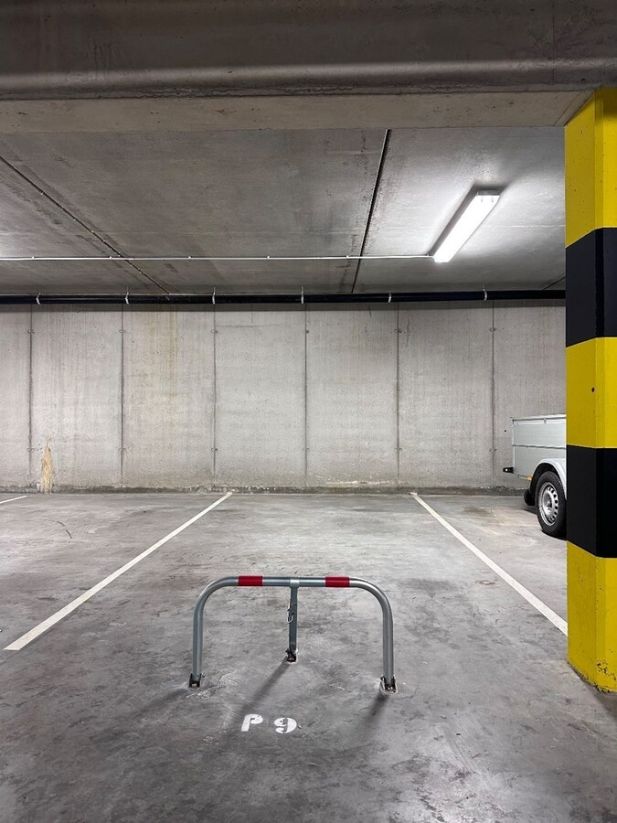 Te huur parkeerplaats - Gistel