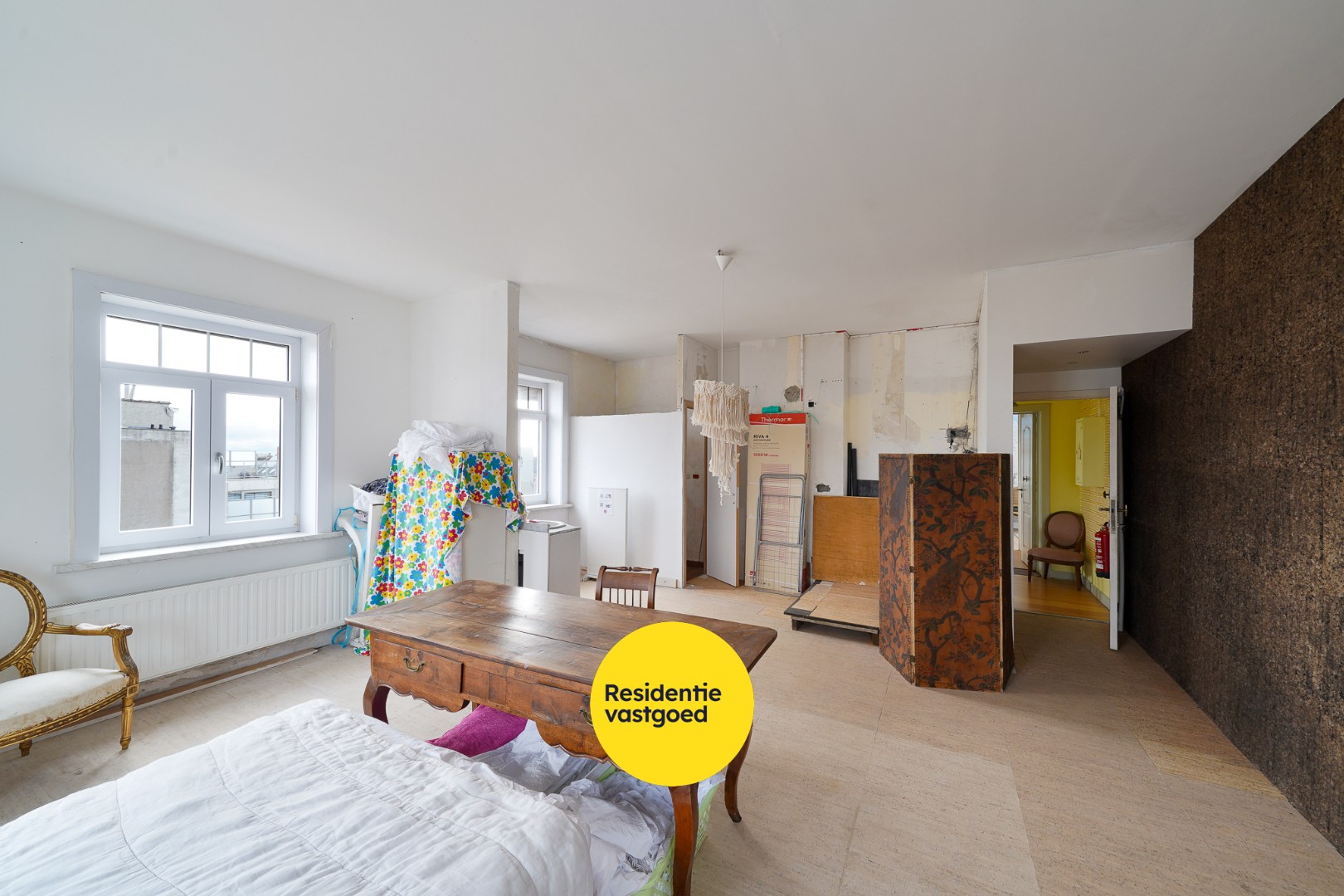 Unieke en karaktervolle hoekwoning te Raversijde 