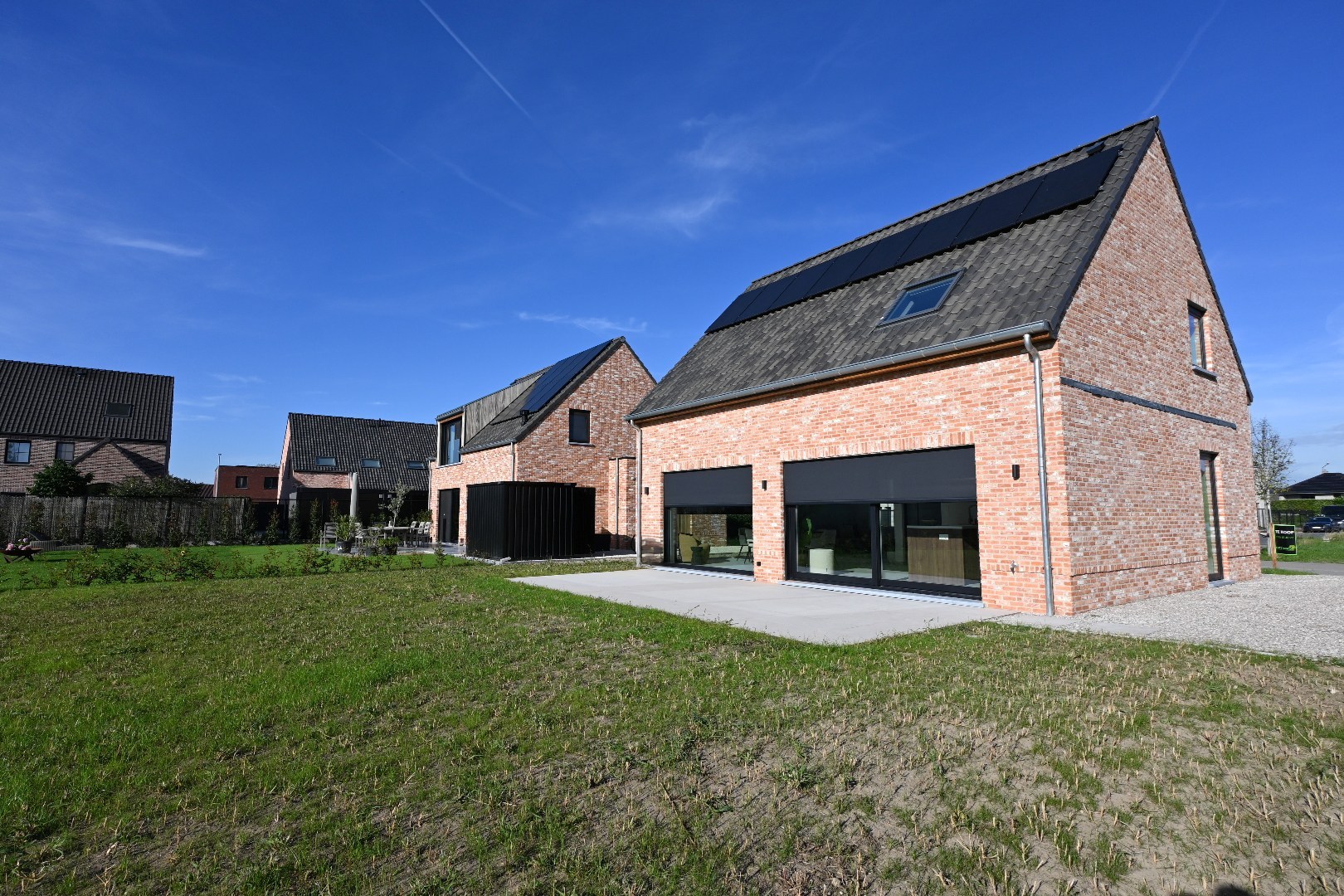 Instapklare nieuwbouwwoning met 3 slaapkamers en tuin op 681 m² 