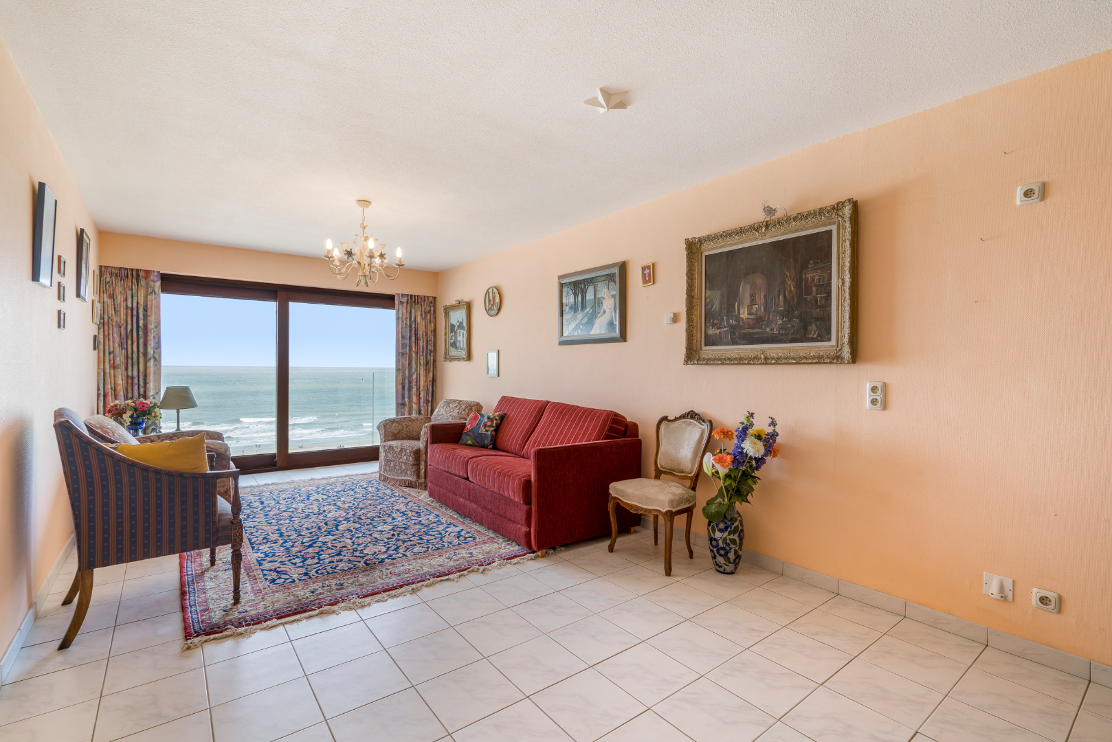 APPARTEMENT MET FRONTAAL ZEEZICHT EN TERRAS – 2 SLAAPKAMERS 