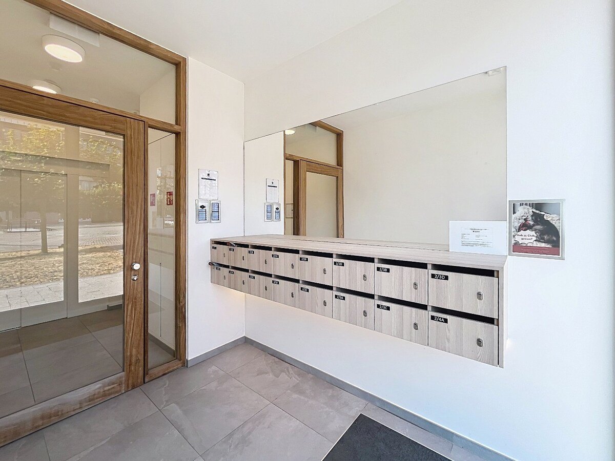 Topappartement 2-slaapkamer appartement met garage in hartje Aalter 
