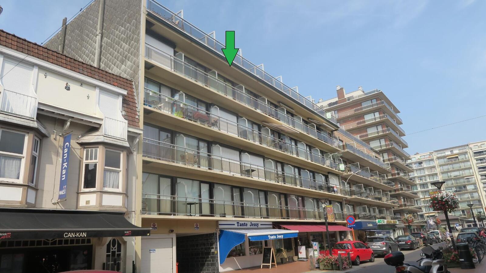 Vernieuwde studio in het commerciële centrum van Westende 