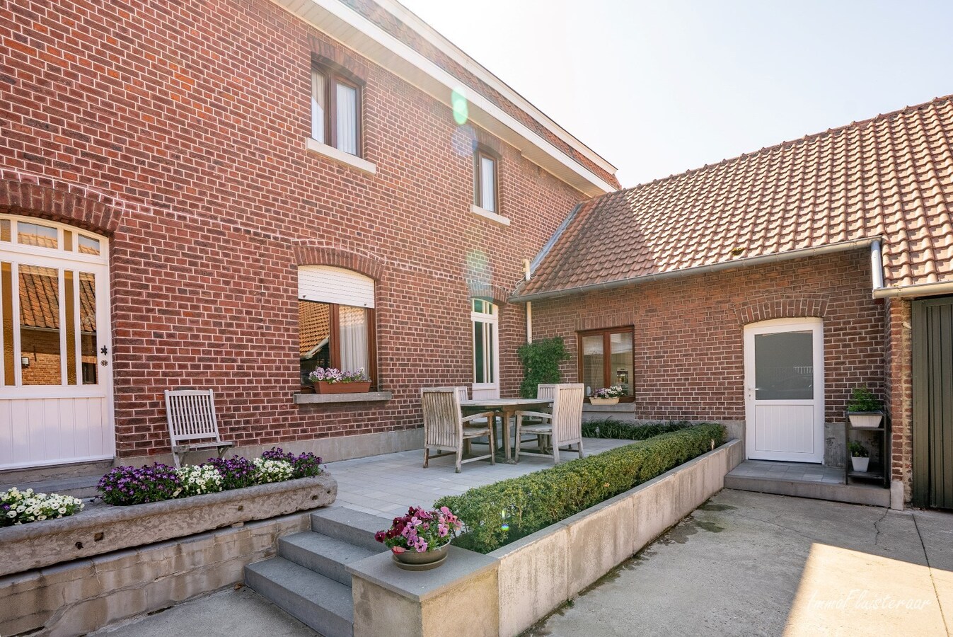 Karaktervolle vierkantshoeve op 1ha te Geetbets (optioneel aan te kopen ca. 7ha aanpalende landbouwgronden) 