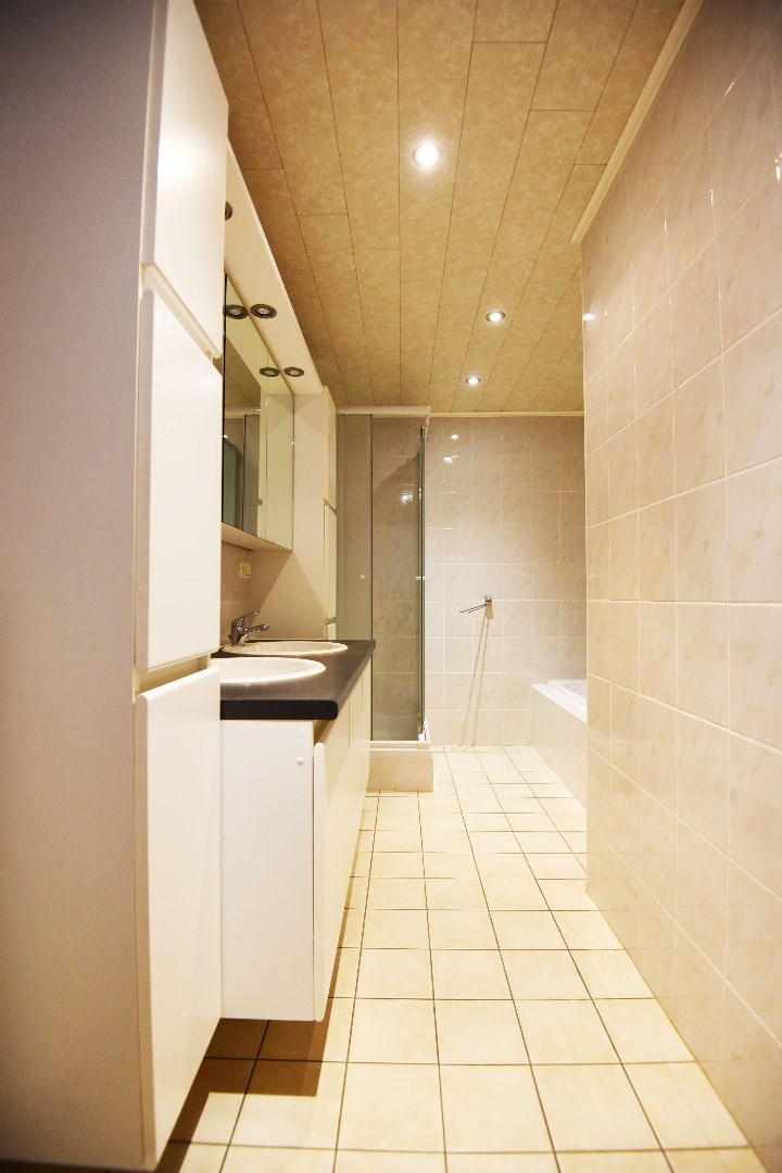 Appartement met 2 slaapkamers en garage te Kaprijke 