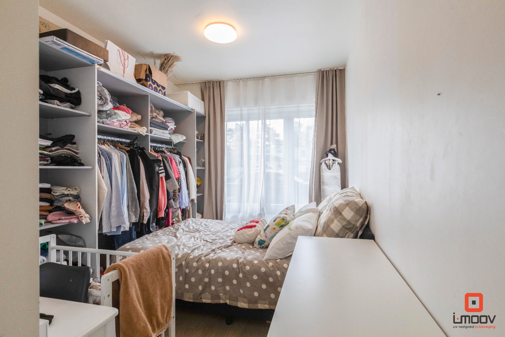 Gerenoveerd appartement met eigen tuin op gunstige locatie! 