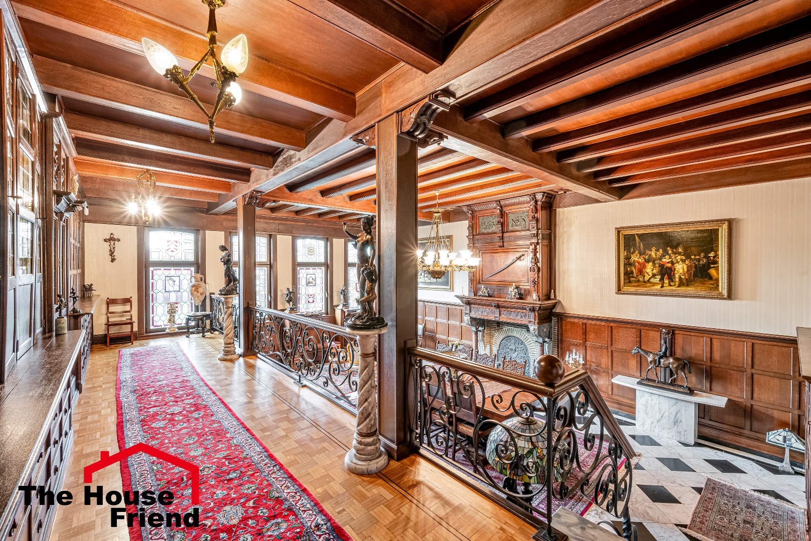 Klassevolle villa met ridderzaal 