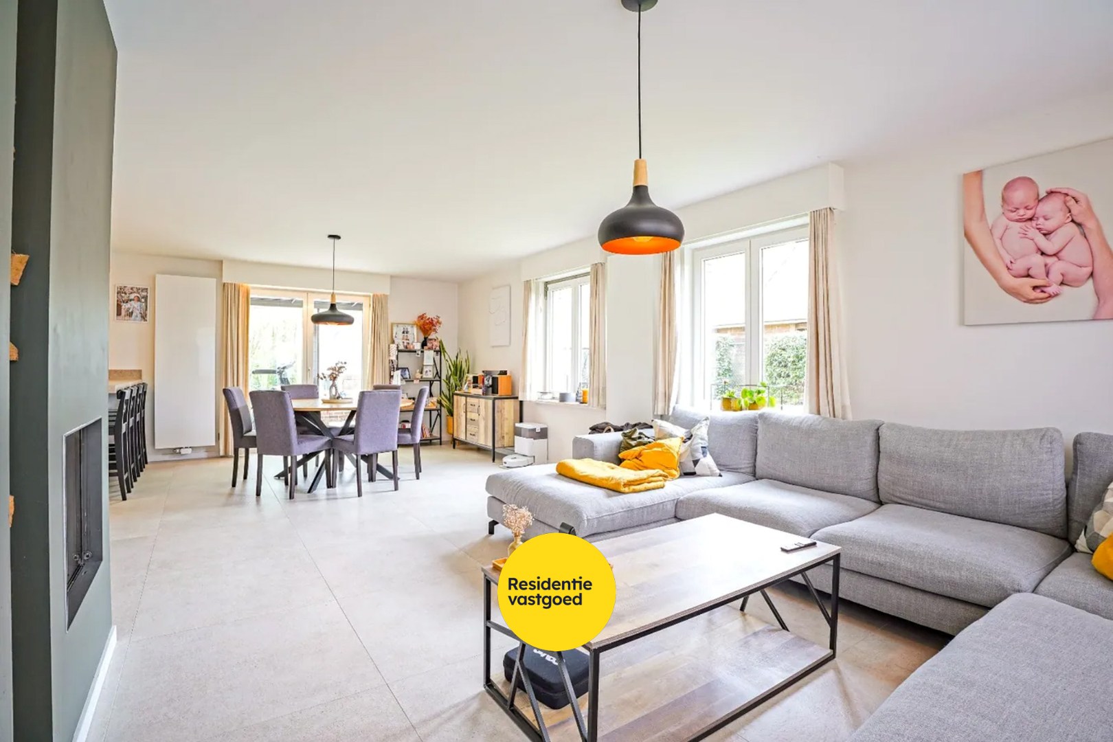 Gerenoveerde alleenstaande woning op 637m² te Veurne! 