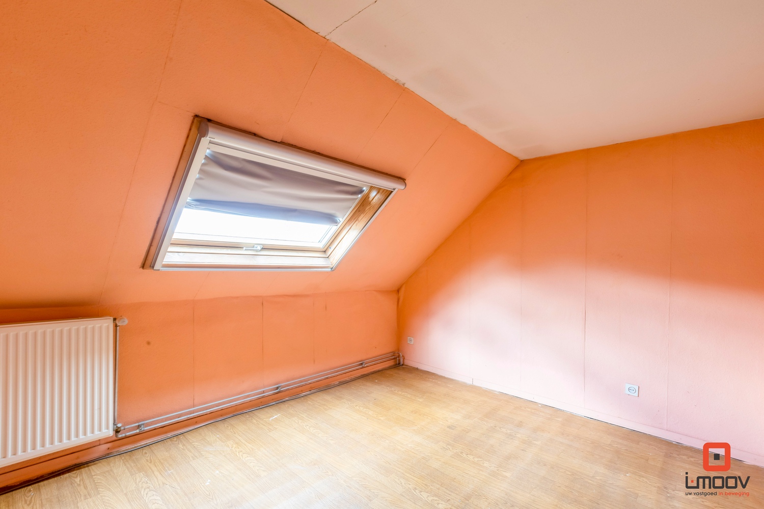 stadswoning met garage en zonnige buitenruimte 