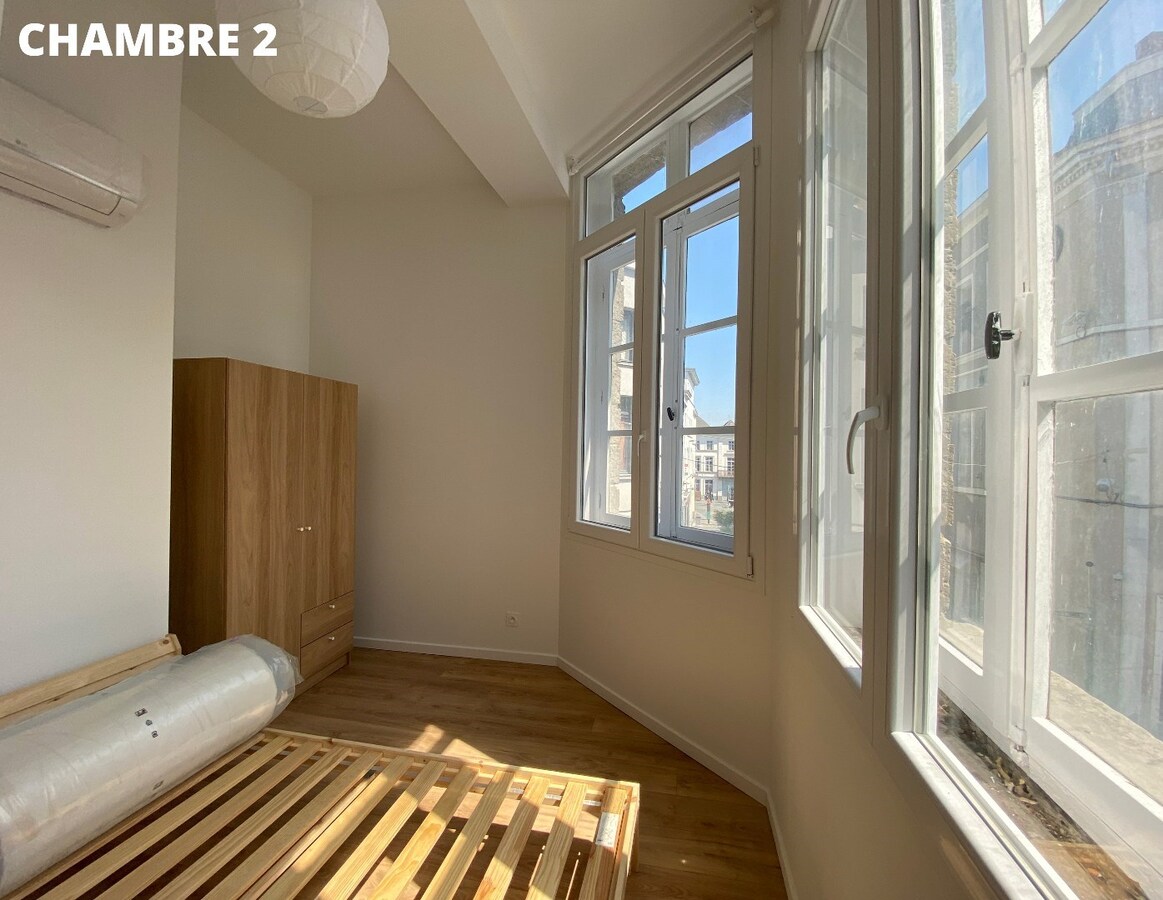 COLOCATION - Appartement 2 chambres meublé et rénové ! 