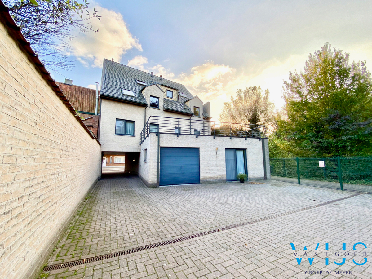 Gezellig 1 slaapkamer appartement met zonneterras &amp; garage ! 