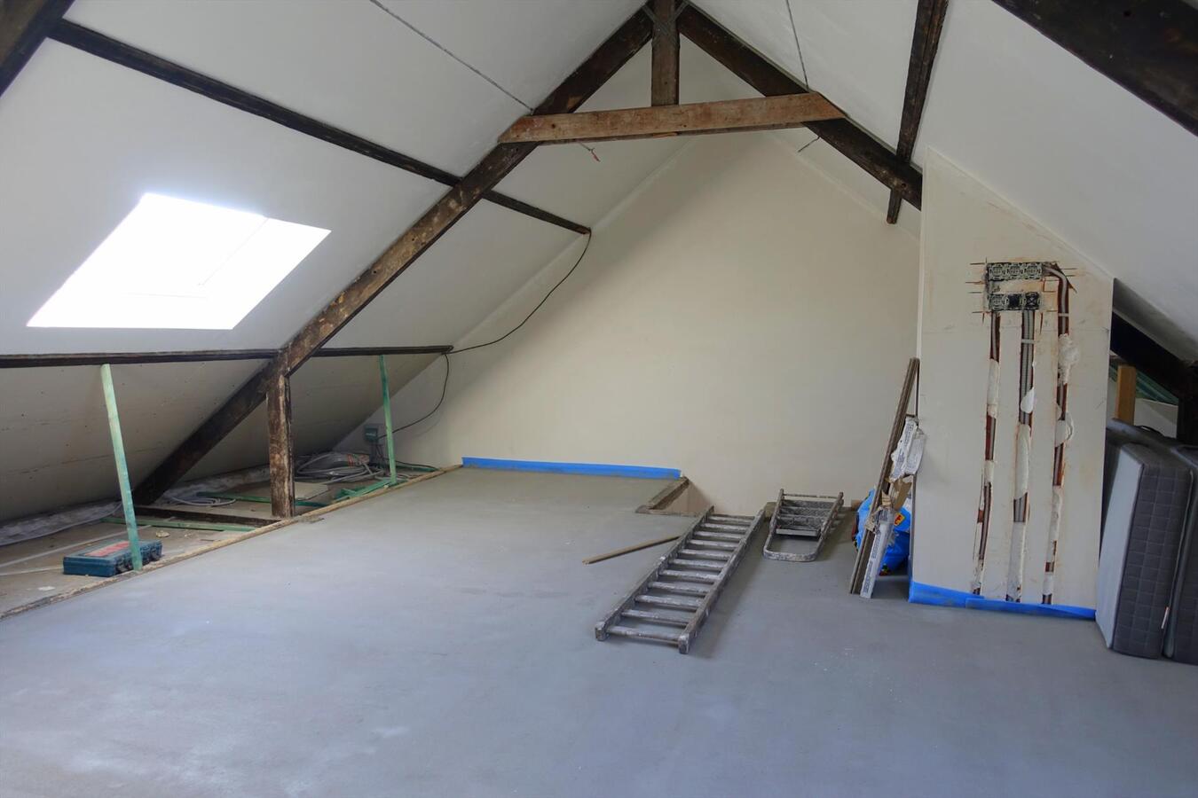 Zeer ruime woning op ideale ligging 