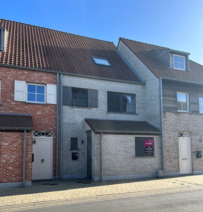 Verrassend ruime woning met 4 slaapkamers en garage 