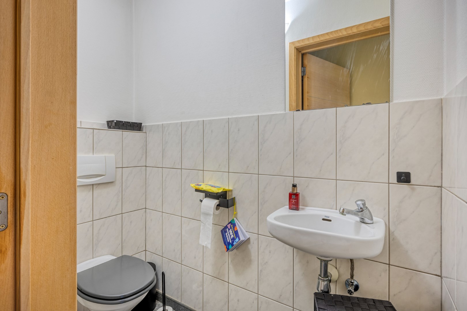 Villa met praktijkruimte op perceel van 1.817m² te Geel 