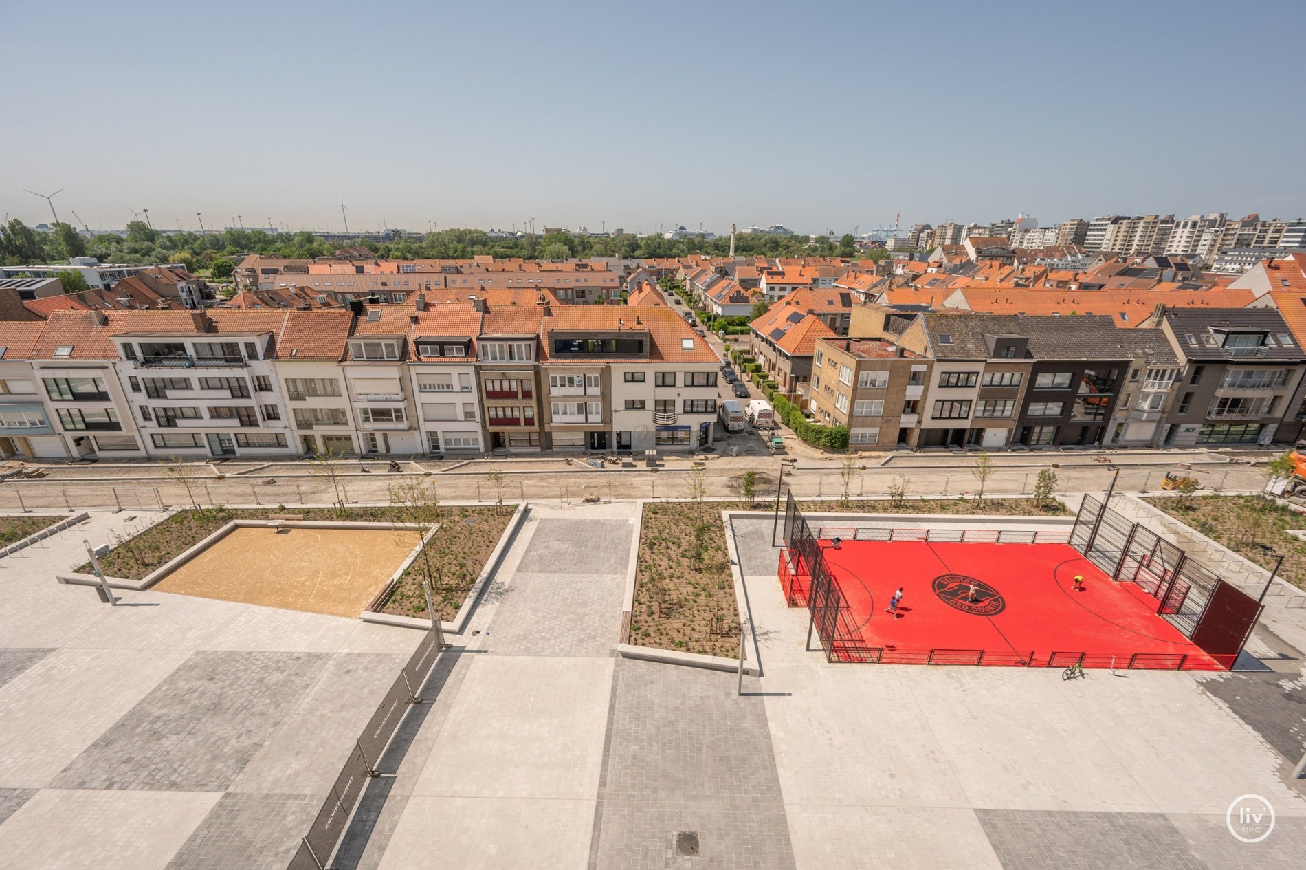 Portes ouvertes Dimanche 26/07 (09h à 16h): Appartement neuf entièrement prêt à emménager avec une largeur de façade de 10m. 