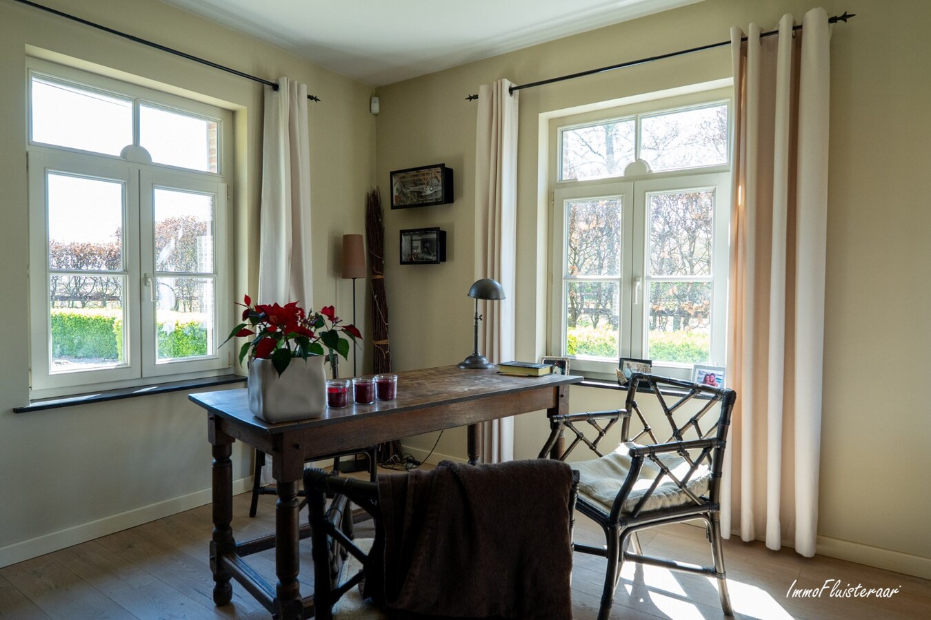 Prachtige woning met paardenfaciliteiten in rustige omgeving op ca. 9.983 m² te Berlaar (met optie aankoop aanpalende weides op ca.12.966 m²) 