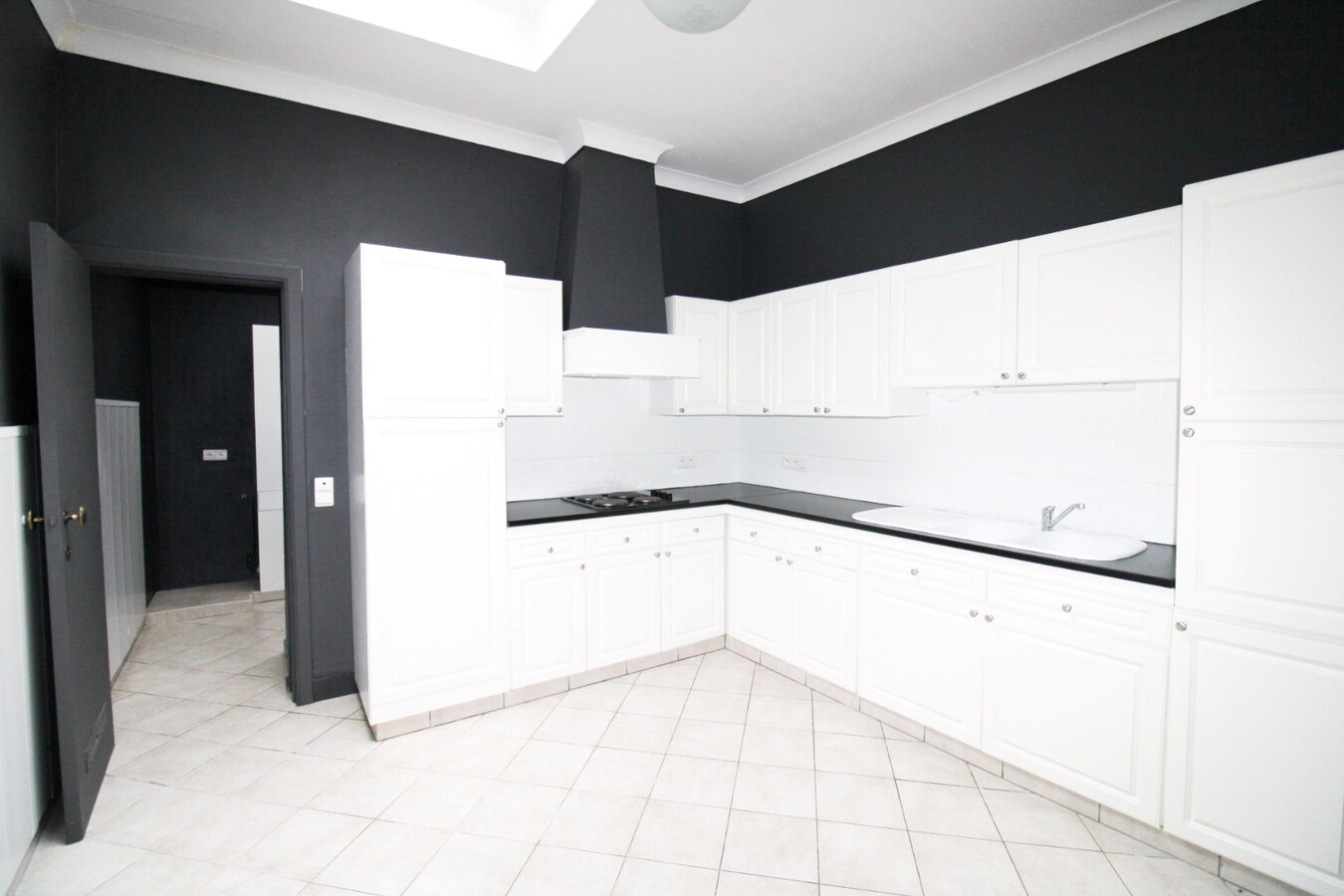 Charmante instapklare woning met 3 ruime slaapkamers en terras in het hartje Sint-Niklaas 