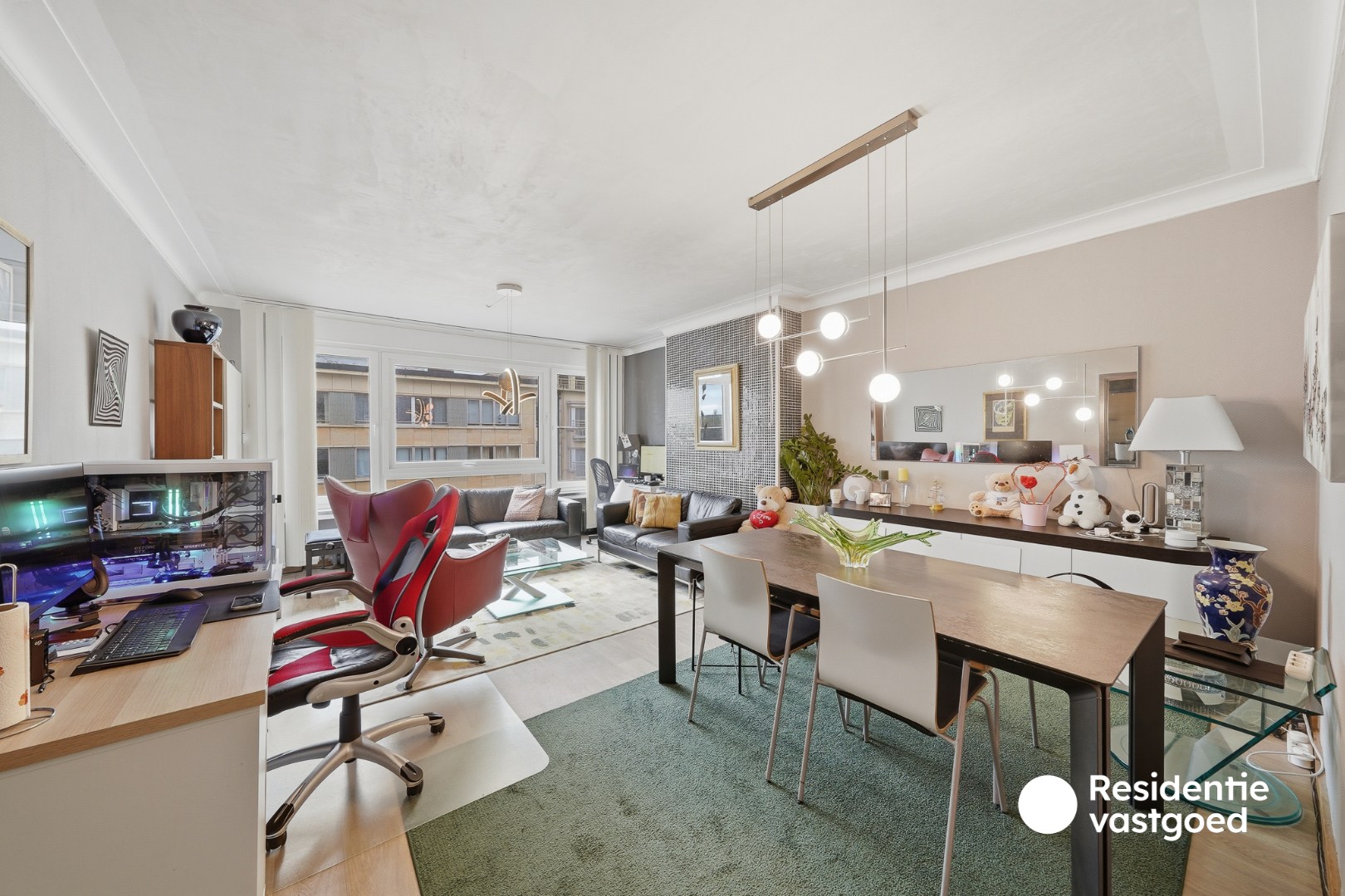 Ruim appartement met 2 slaapkamers op topligging in Oostende 