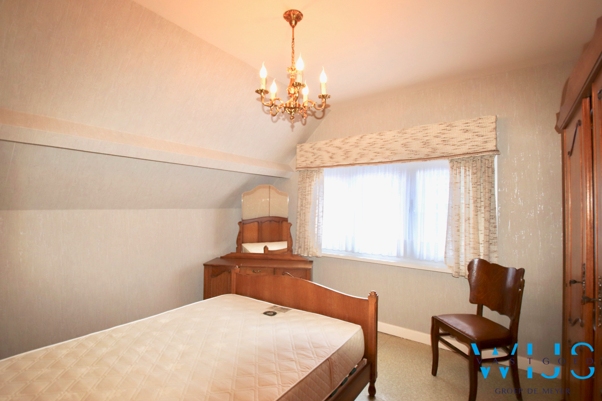 Zeer degelijk woonhuis op TOPlocatie te ERTVELDE ! 