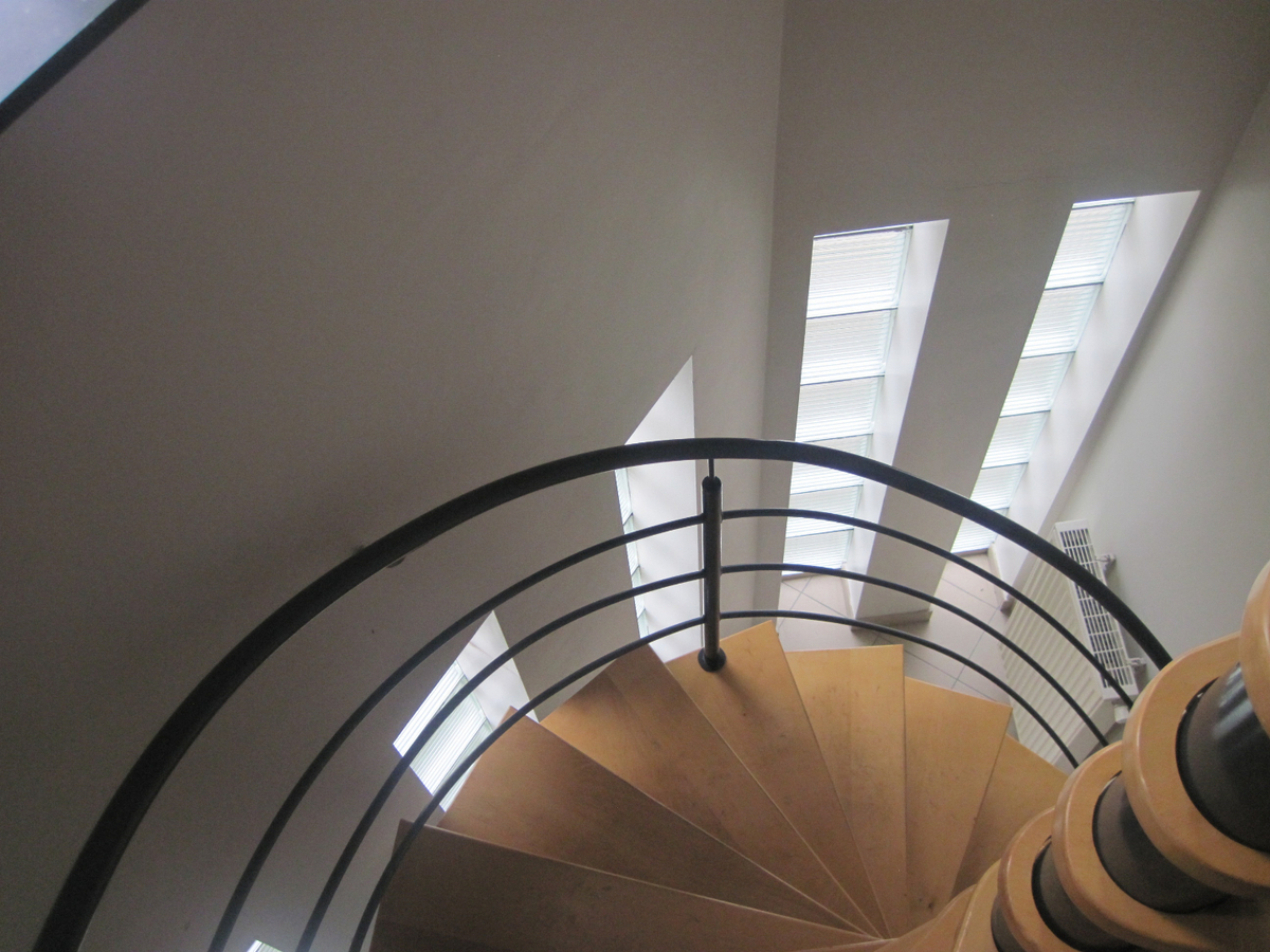 Lichtrijk appartement in centrum Asper.  GEEN VASTE KOSTEN ! 