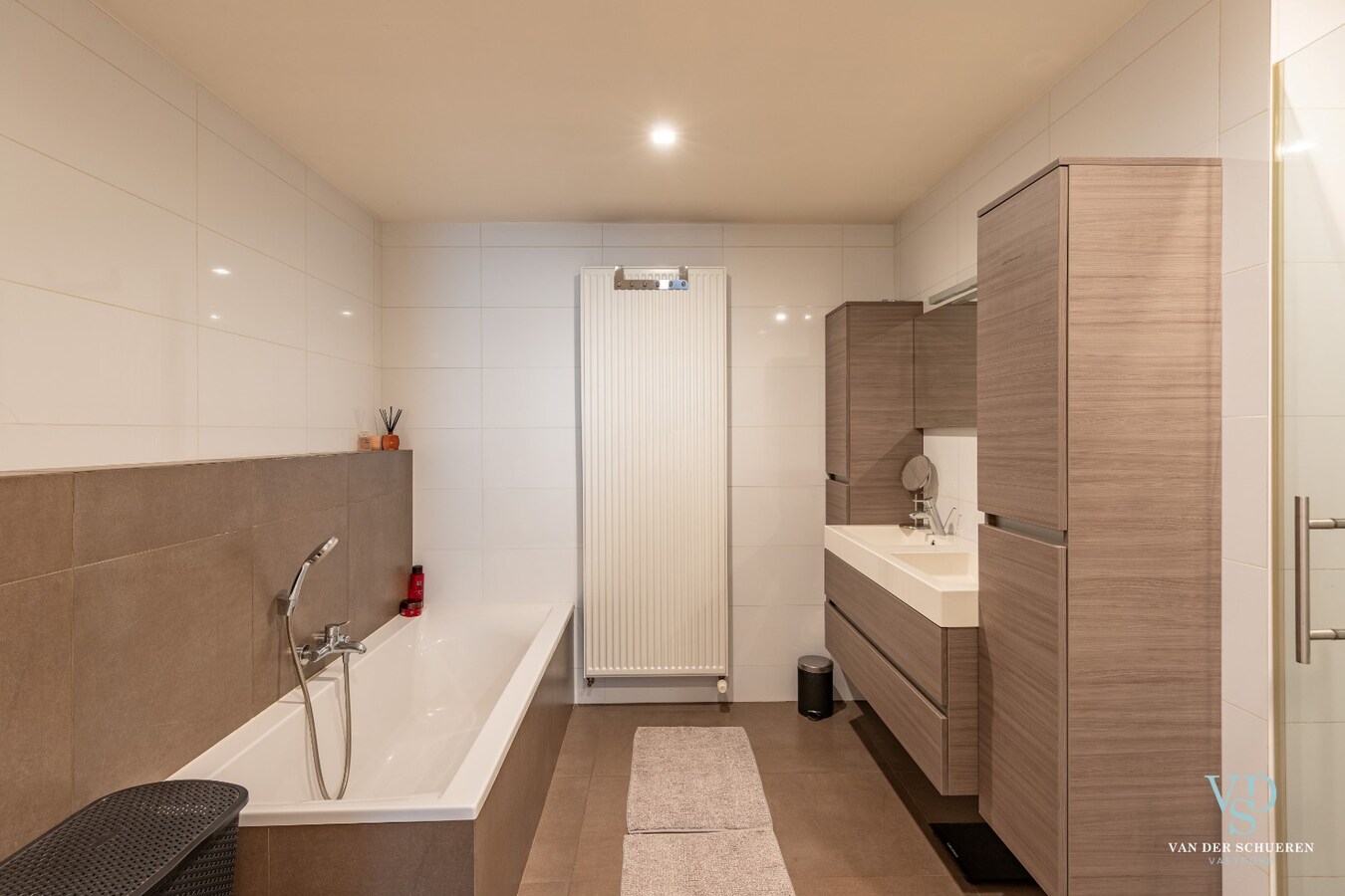 Ruim en rustig wonen in eigentijdse loft. 