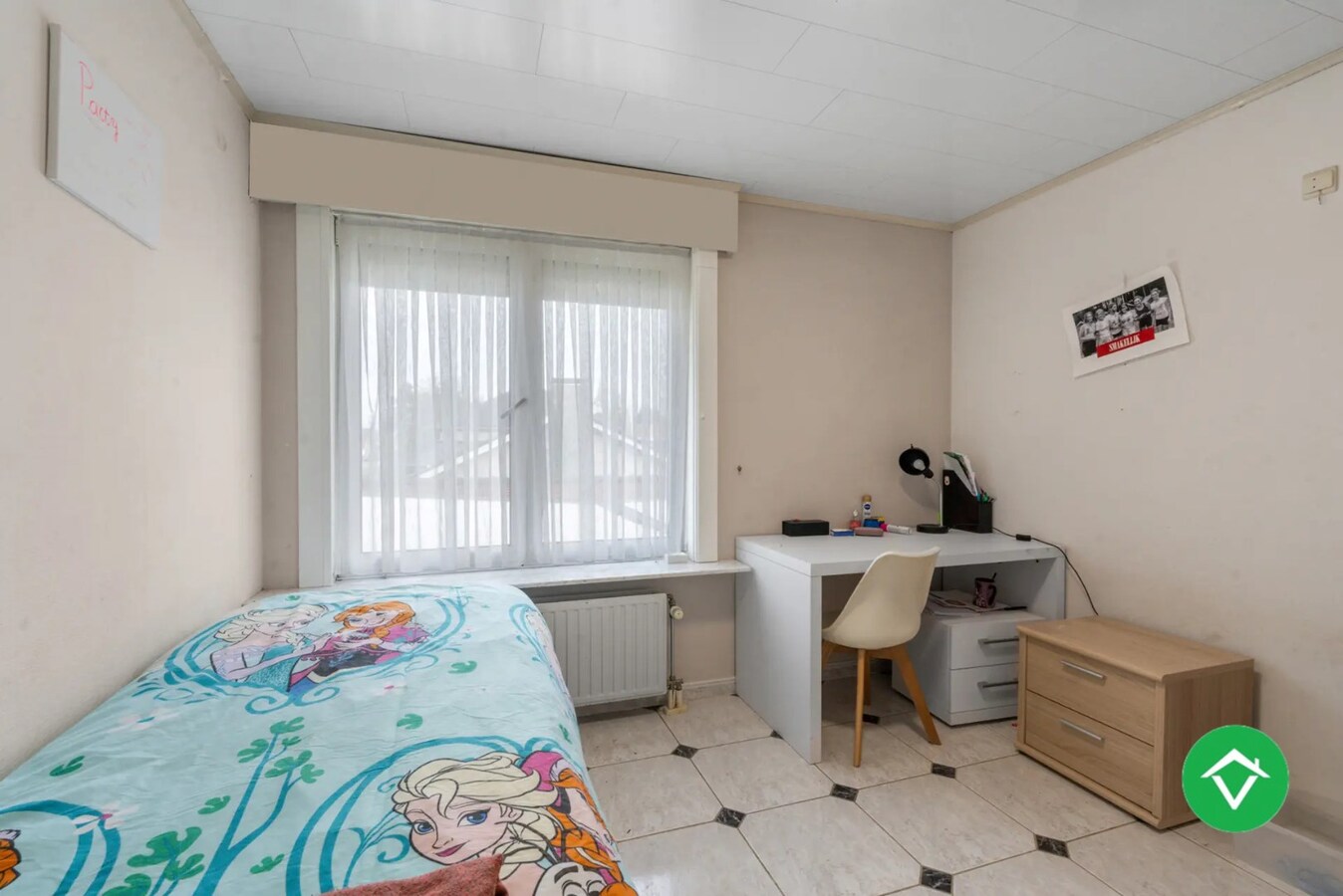 Ruime woning met handelspand en loods te Oudenburg 