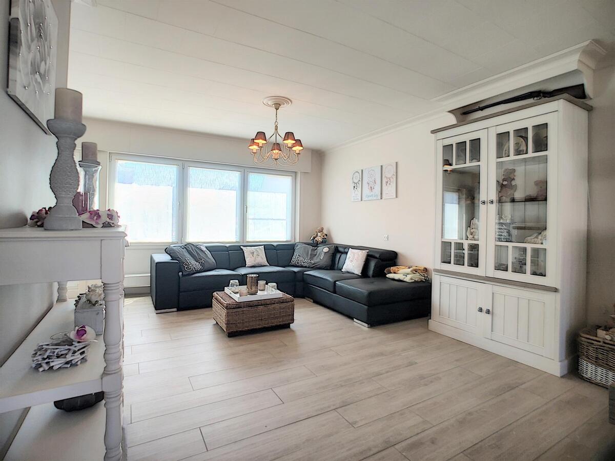 Volumineuze, gerenoveerde gezinswoning met tuin en garage - Zeebrugge 