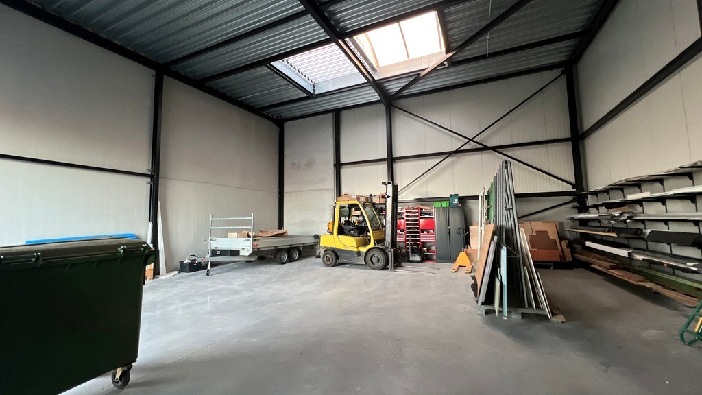 Nieuwbouw magazijn te koop in Haaltert