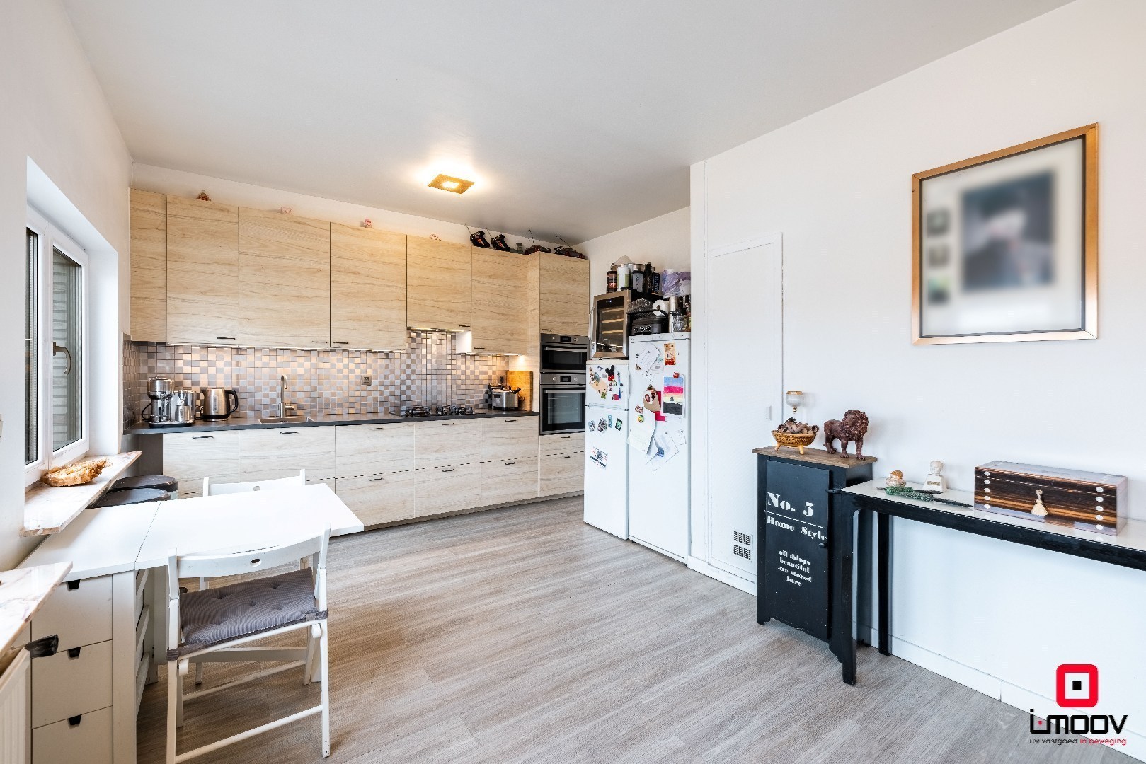 Instapklaar lichtrijk appartement op toplocatie in Sint-Amandsberg 