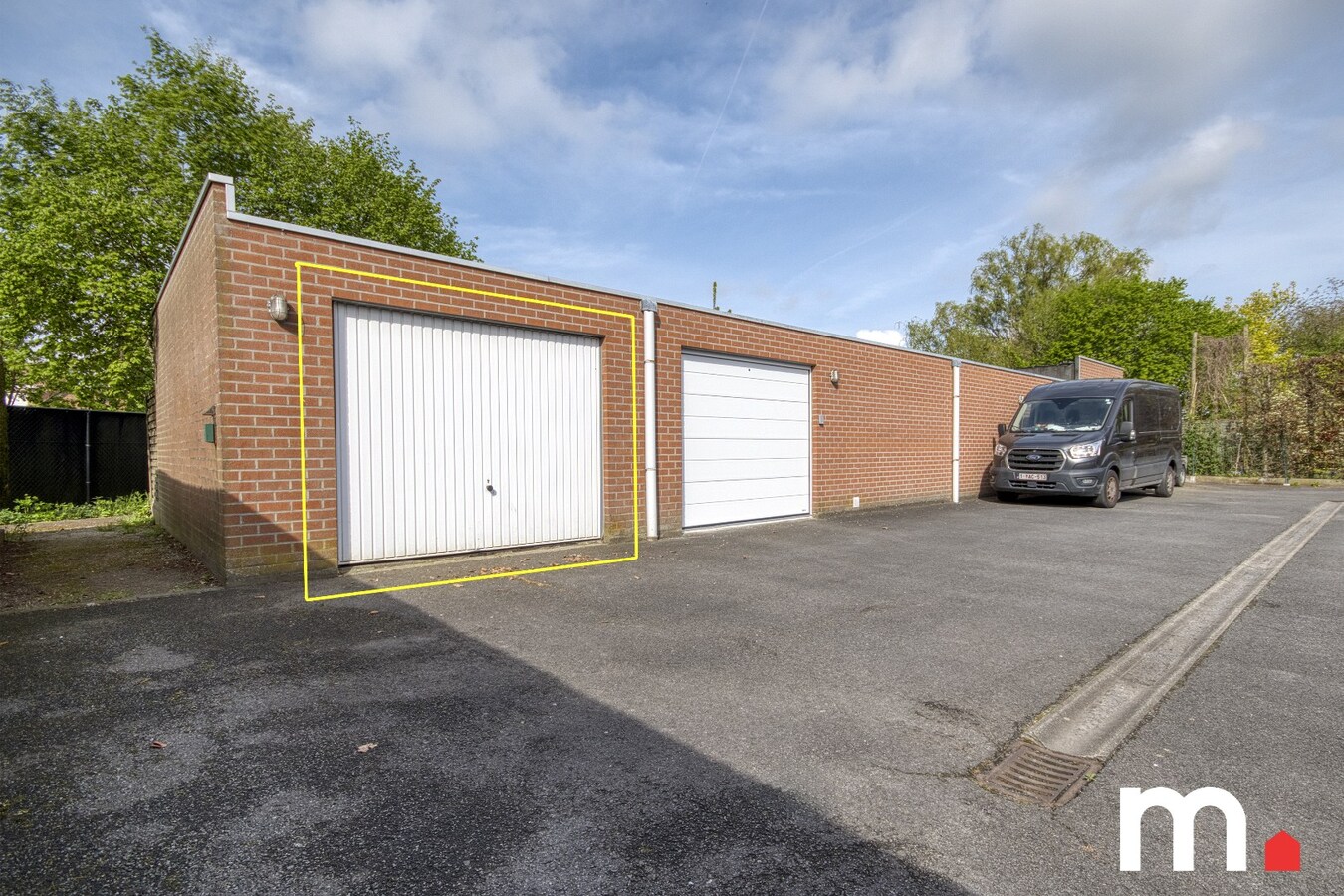 Ruim appartement met groot terras en garage te Heule ! EPC 112 B ! 