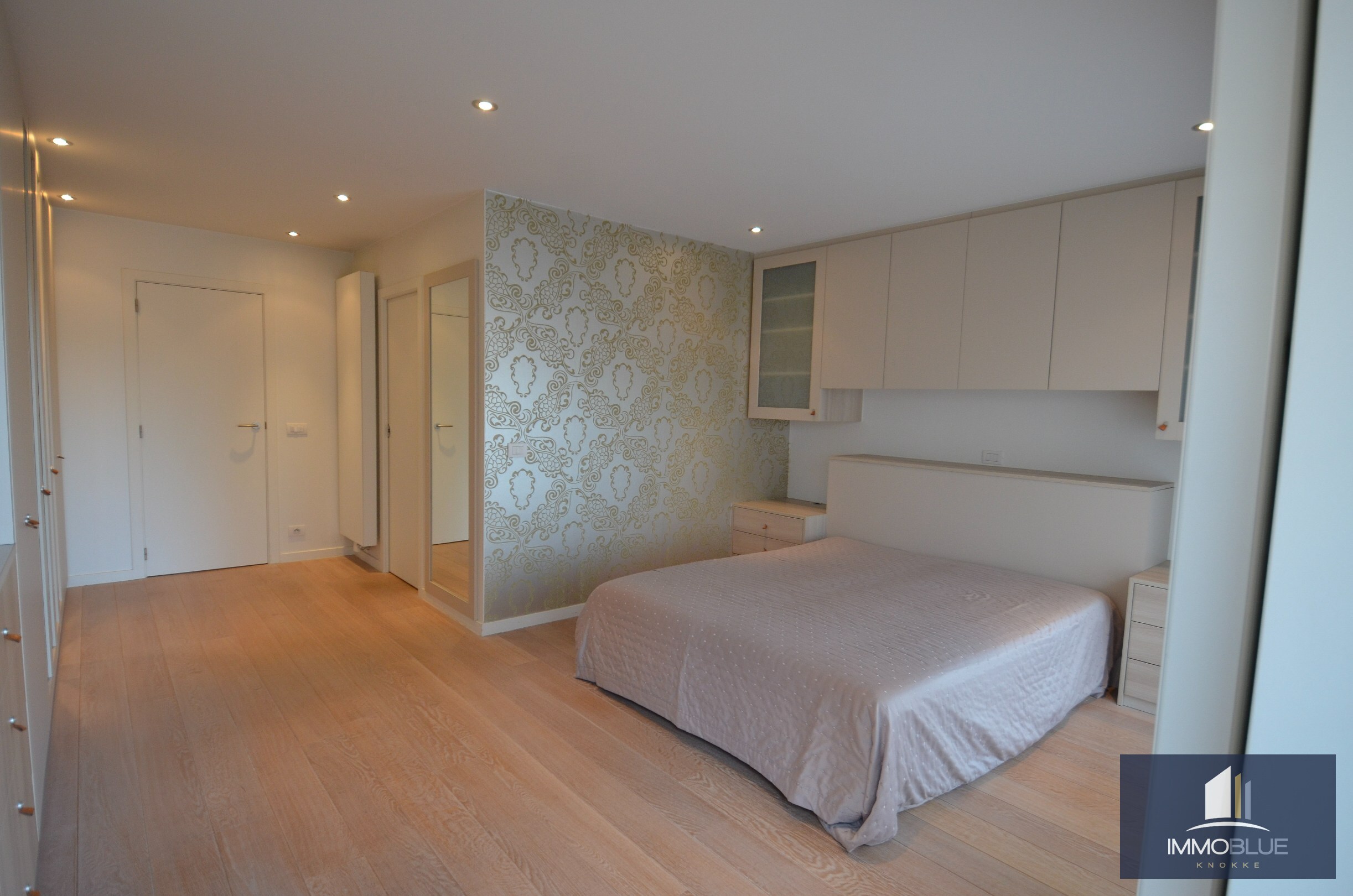 Offre exceptionnelle – Appartement particulièrement spacieux dans une résidence élégante. 