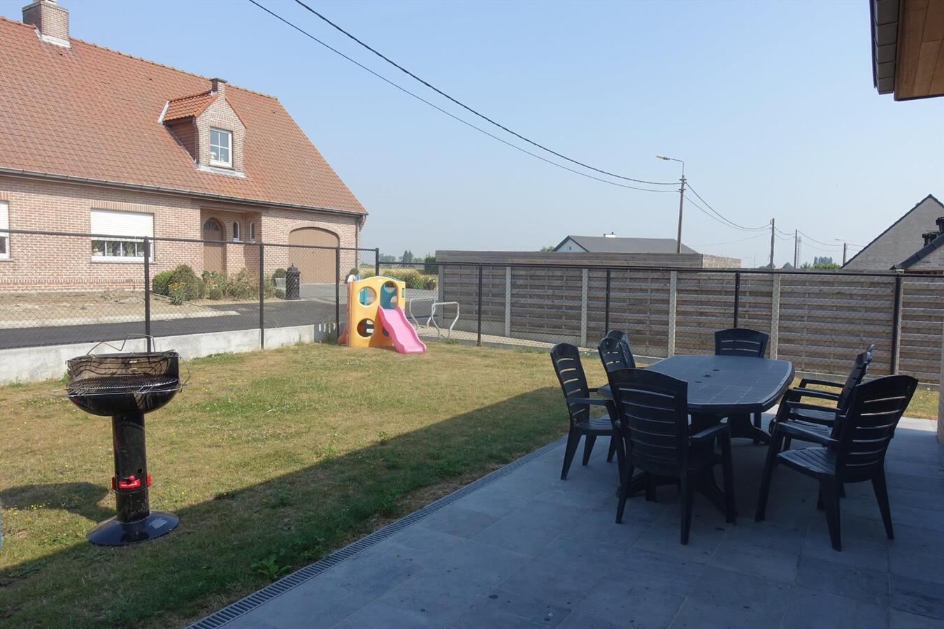 Ruime nieuwbouwwoning met zongerichte tuin en 3 slaapkamers 