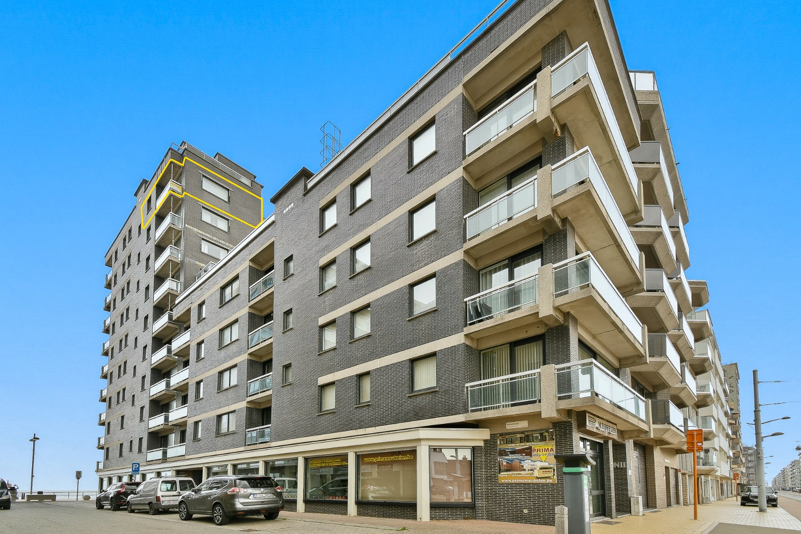 Appartement met zijdelings zeezicht en prachtig verzicht 