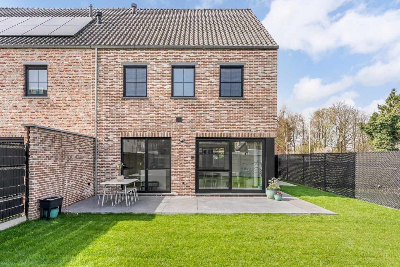 UNIEK VASTGOEDAANBOD! Kwaliteitsvolle pastorijwoning met duurzame technieken en uitzonderlijk wooncomfort 