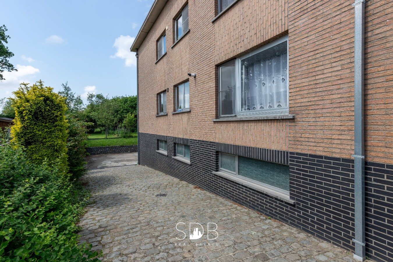 opbrengsteigendom, appartementsgebouw Geraardsbergen