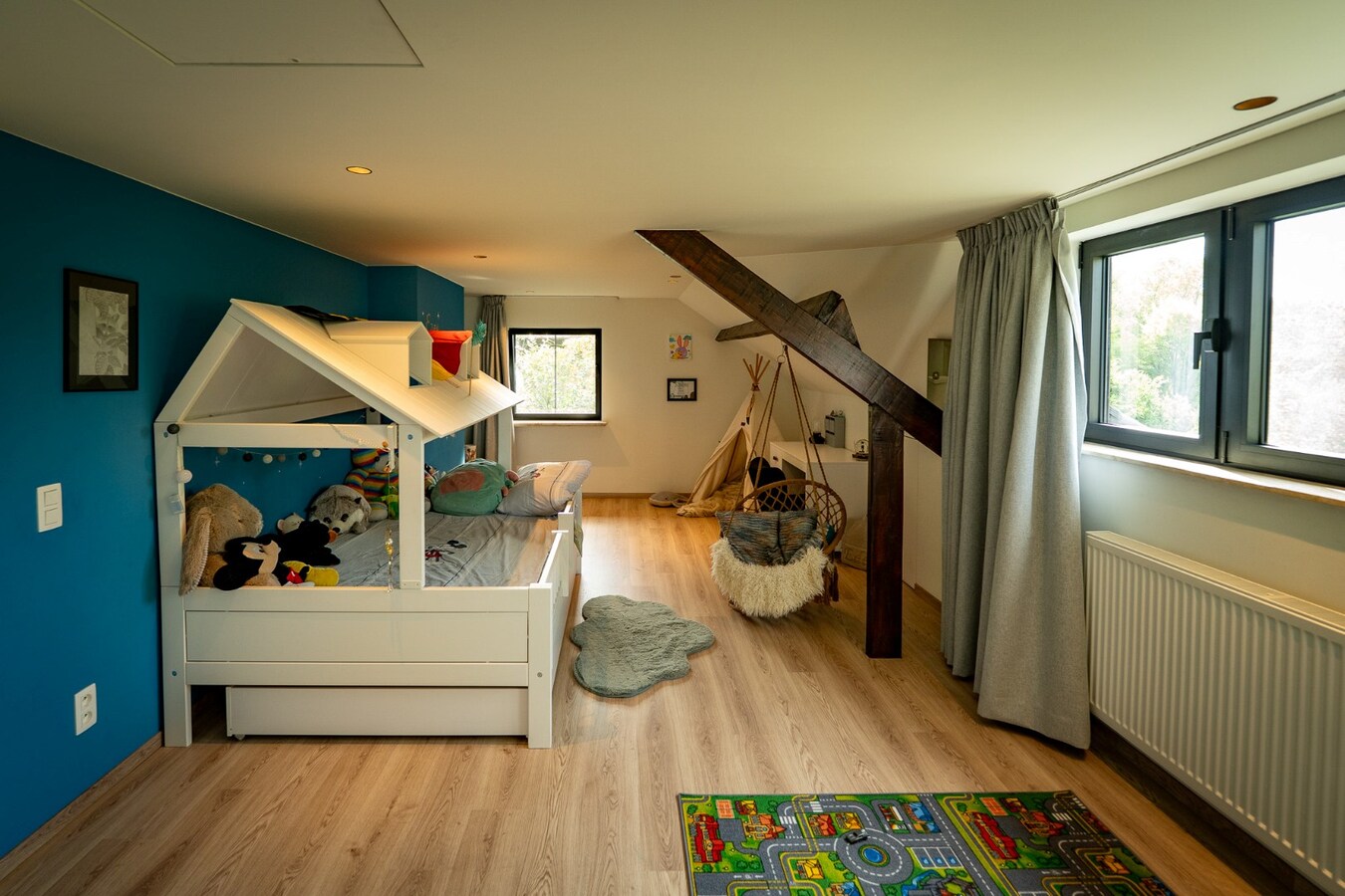 Ruime woning met weide en paddock op ca. 1ha te Bocholt 