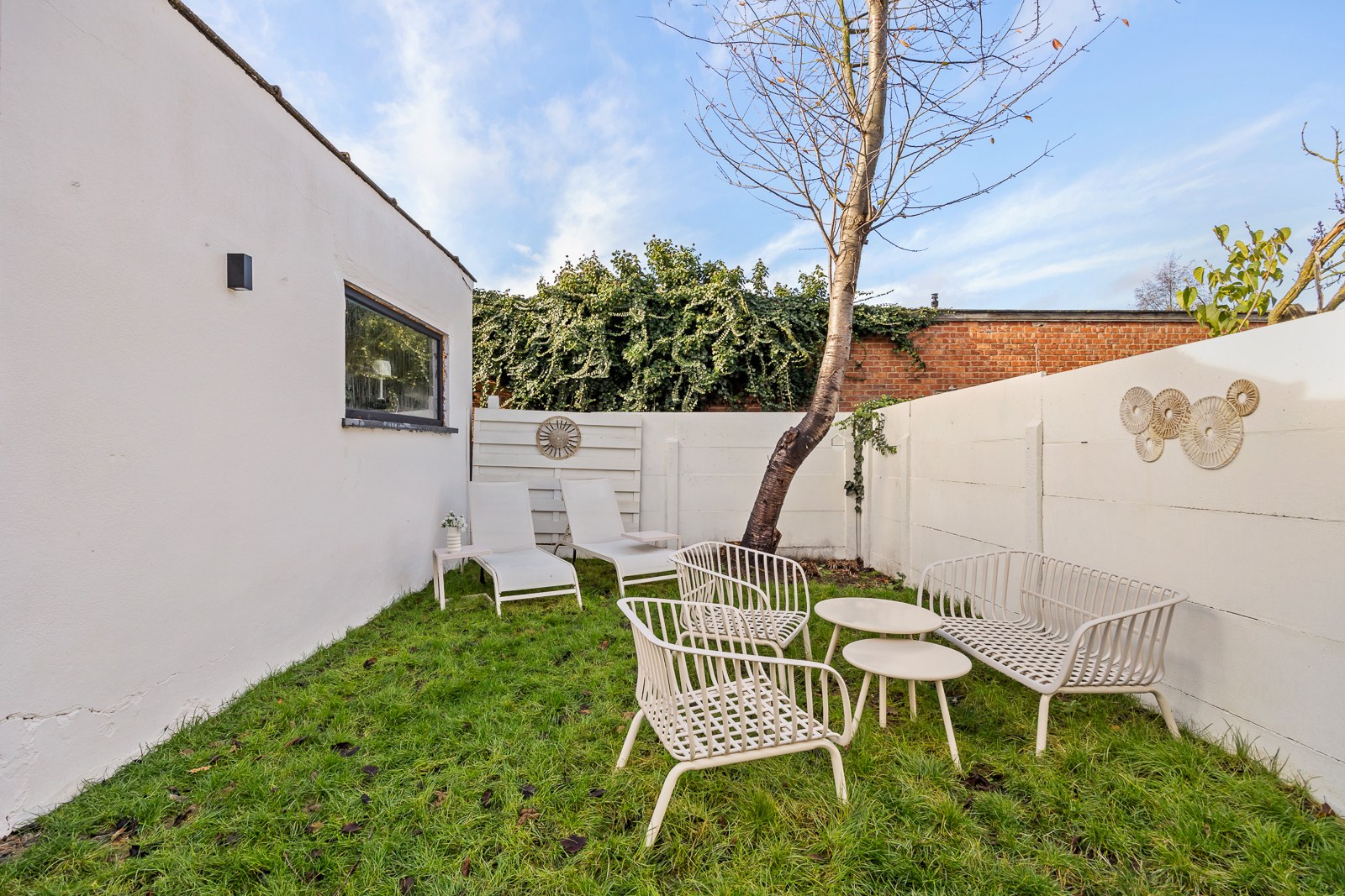 Instapklare woning met 3 slaapkamers op een TOPlocatie te Schoten! 