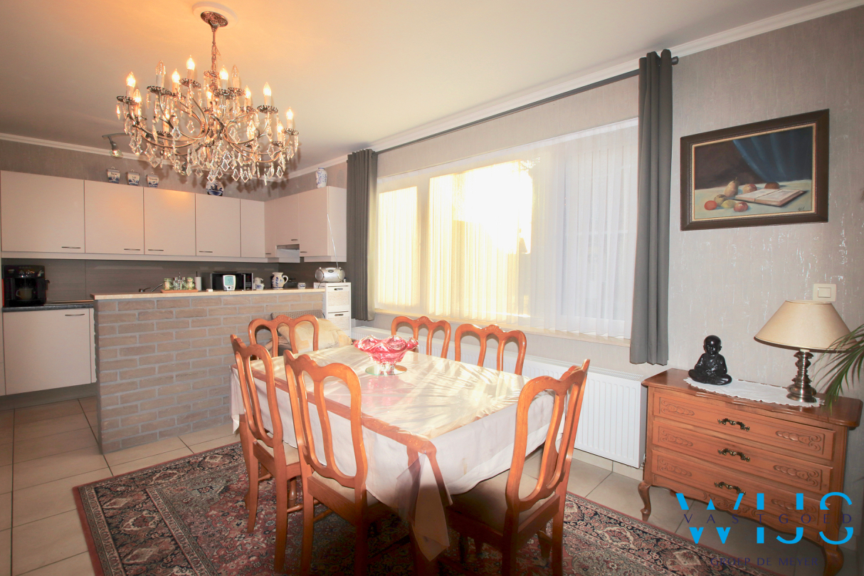 Prachtig gelijkvloers 2 slaapkamerappartement van 119m² te ERTVELDE ! 