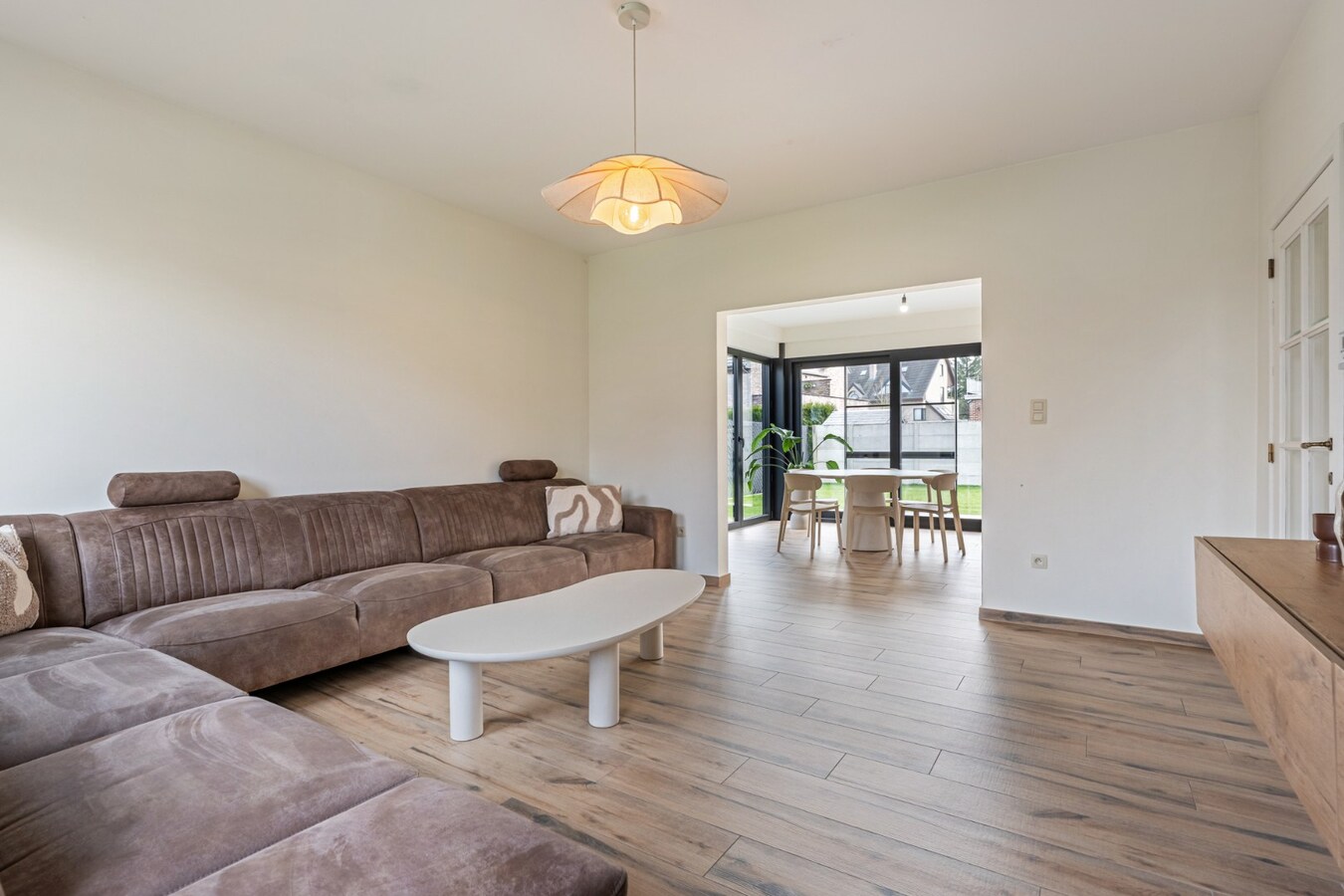 UNIEK VASTGOEDAANBOD! Kwaliteitsvolle pastorijwoning met duurzame technieken en uitzonderlijk wooncomfort 